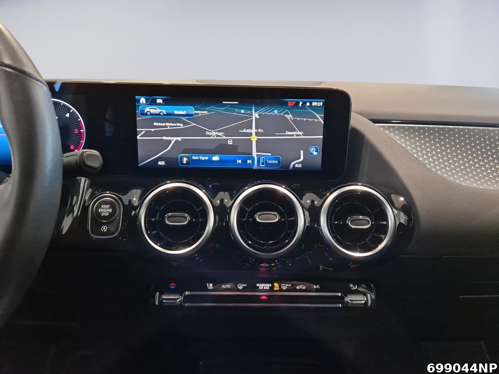 Fahrzeugabbildung Mercedes-Benz GLA 180 d Progressive AHK Kamera Lenkradhzg LED