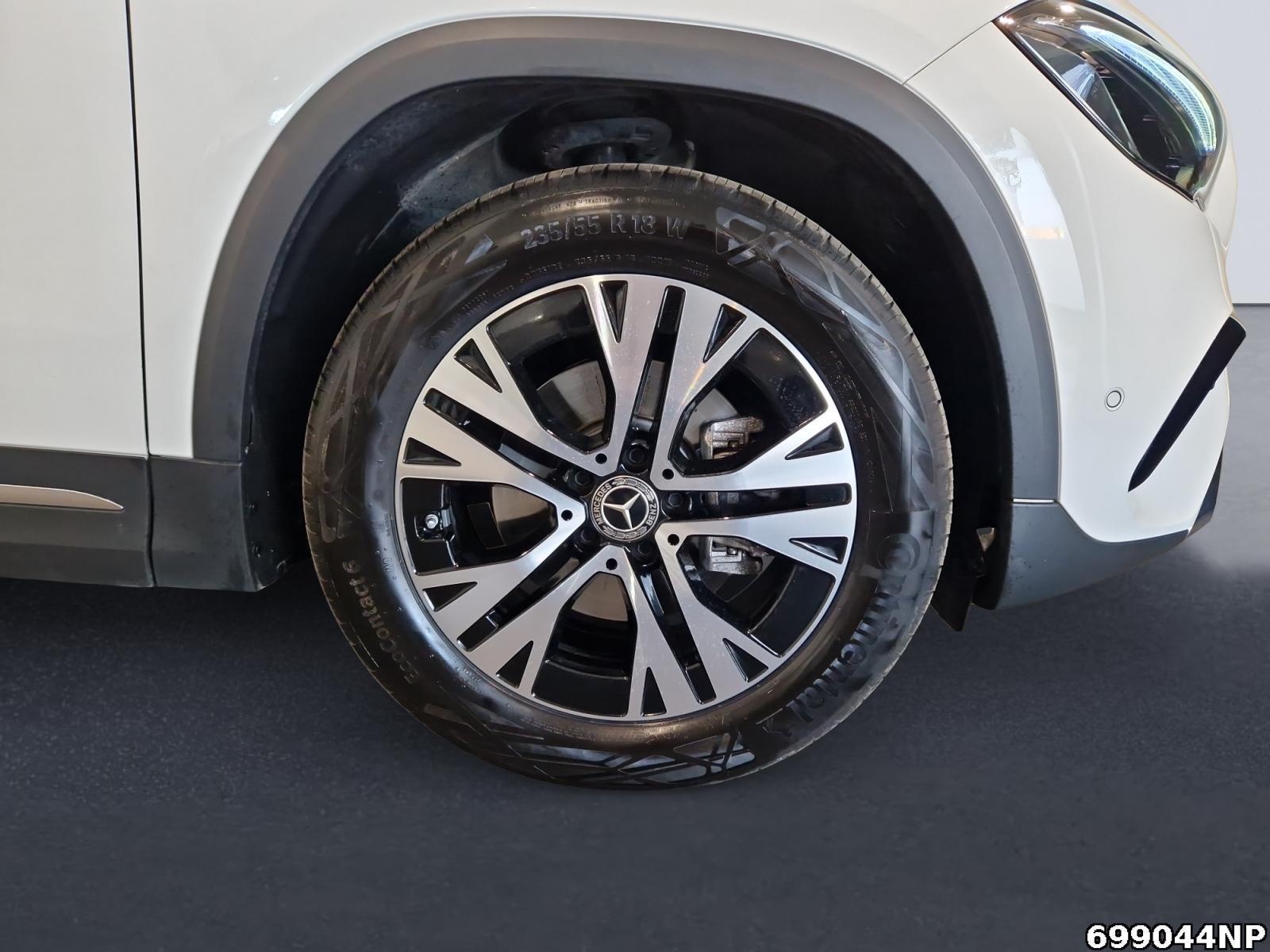 Fahrzeugabbildung Mercedes-Benz GLA 180 d Progressive AHK Kamera Lenkradhzg LED