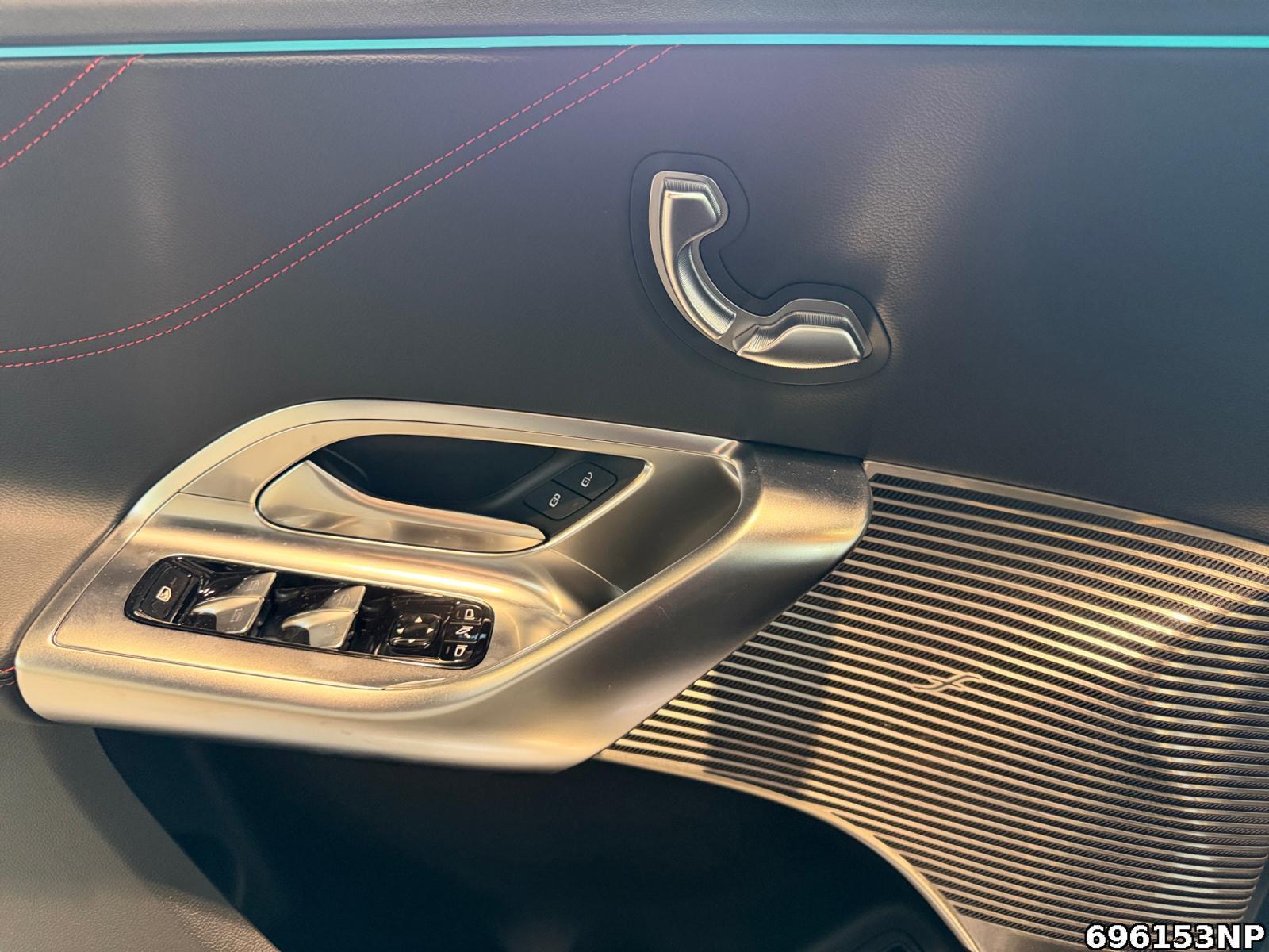 Fahrzeugabbildung Mercedes-Benz GLC 400 4MATIC +AMGPLUS+HYPERSCREEN+AHK+HUD+