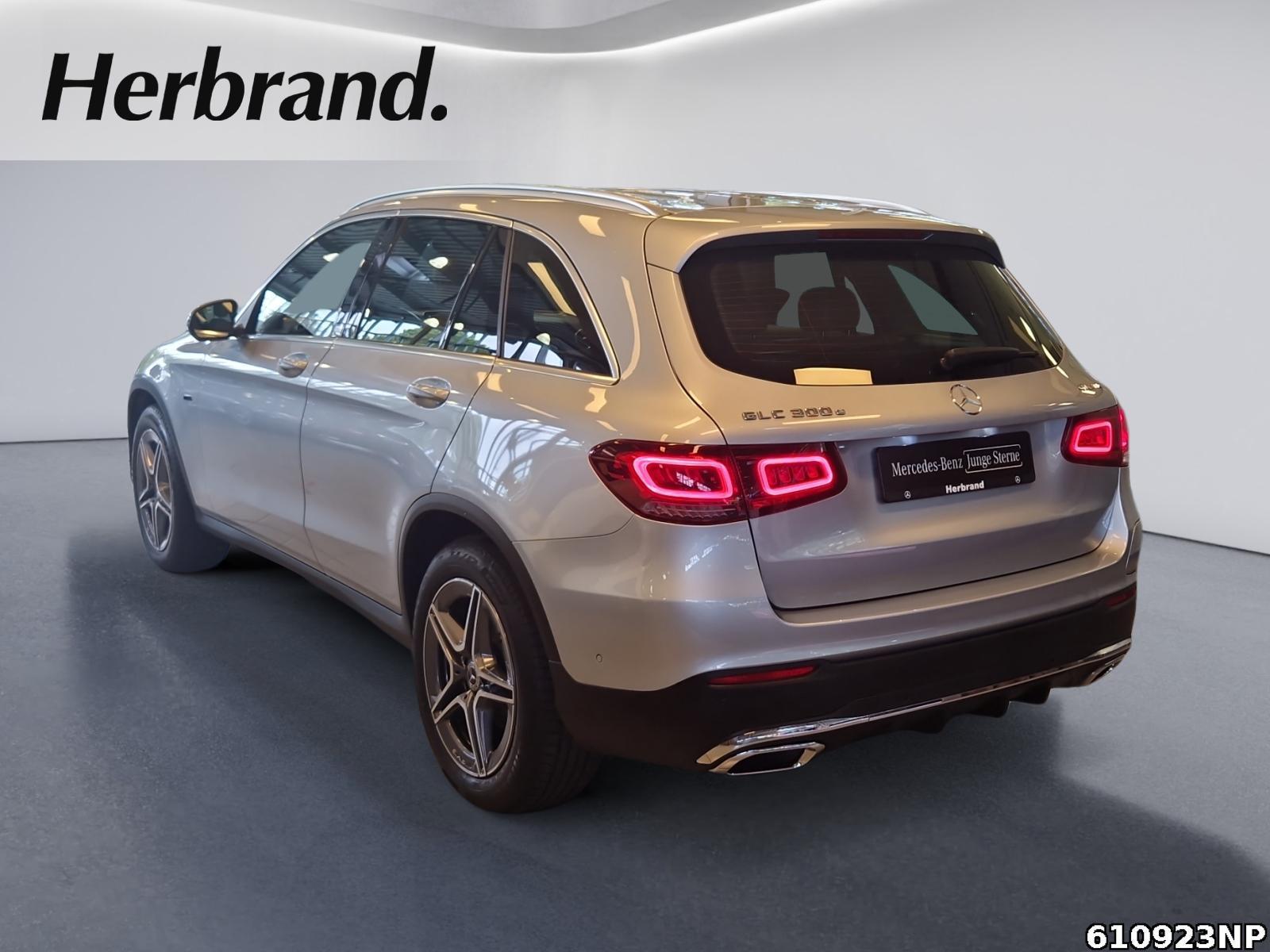 Fahrzeugabbildung Mercedes-Benz GLC 300 e 4M AMG