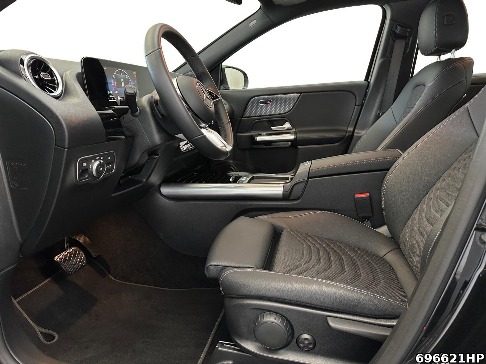 Fahrzeugabbildung Mercedes-Benz GLA 200 d Progressive AHK Kamera Easypack Distr