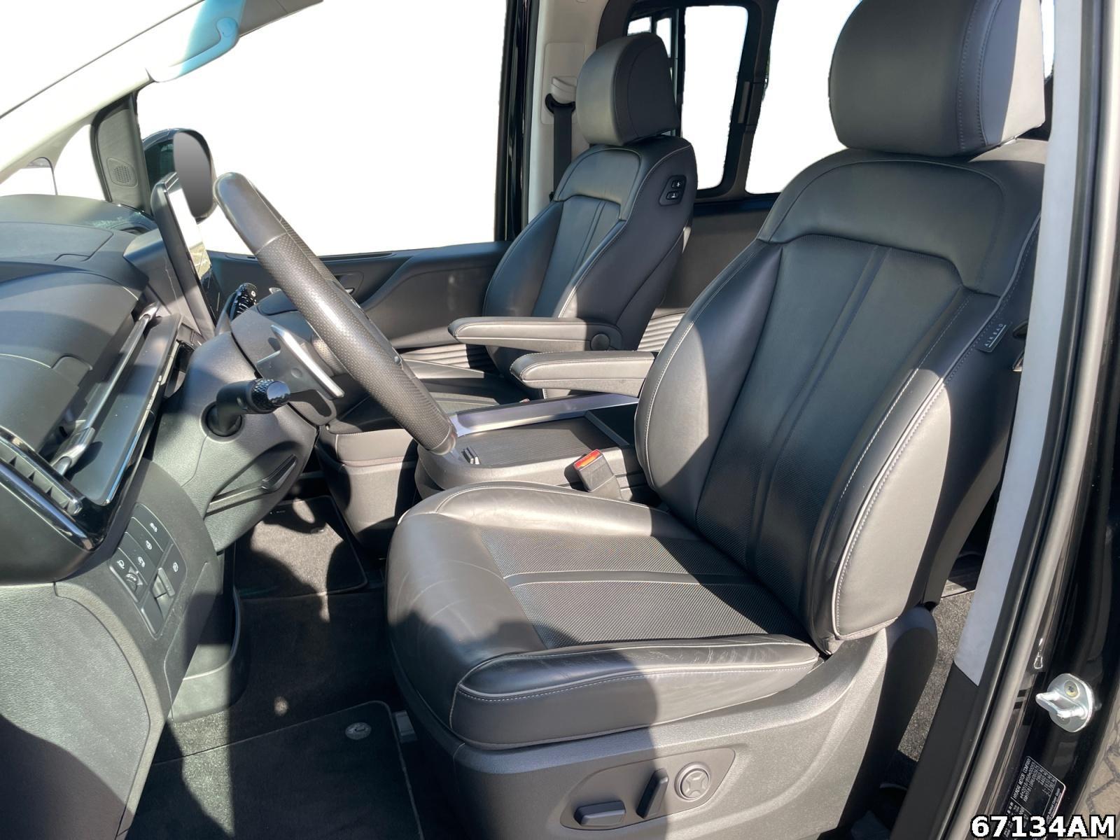 Fahrzeugabbildung Hyundai Staria SIGNATURE 7-Sitzer