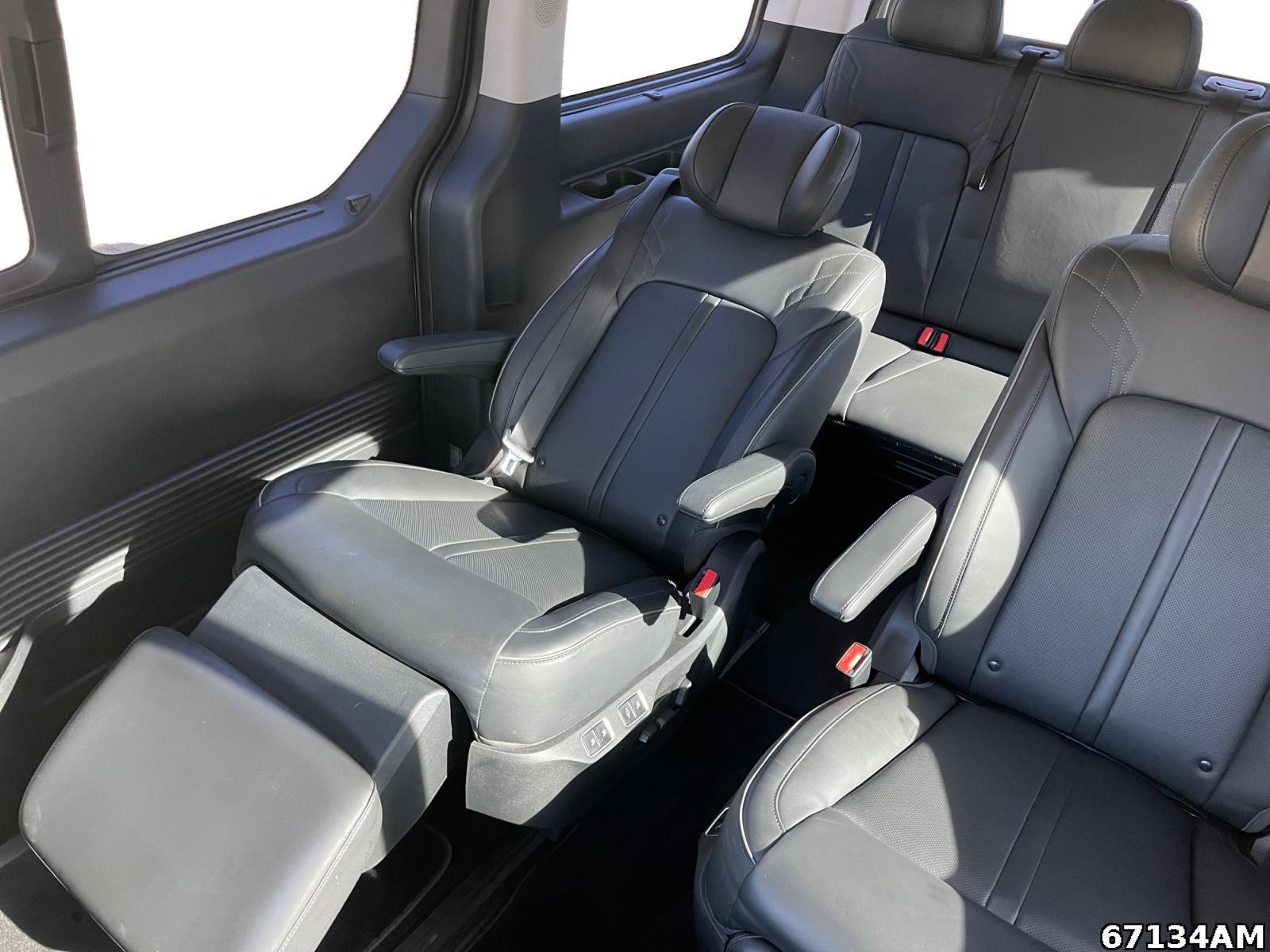 Fahrzeugabbildung Hyundai Staria SIGNATURE 7-Sitzer