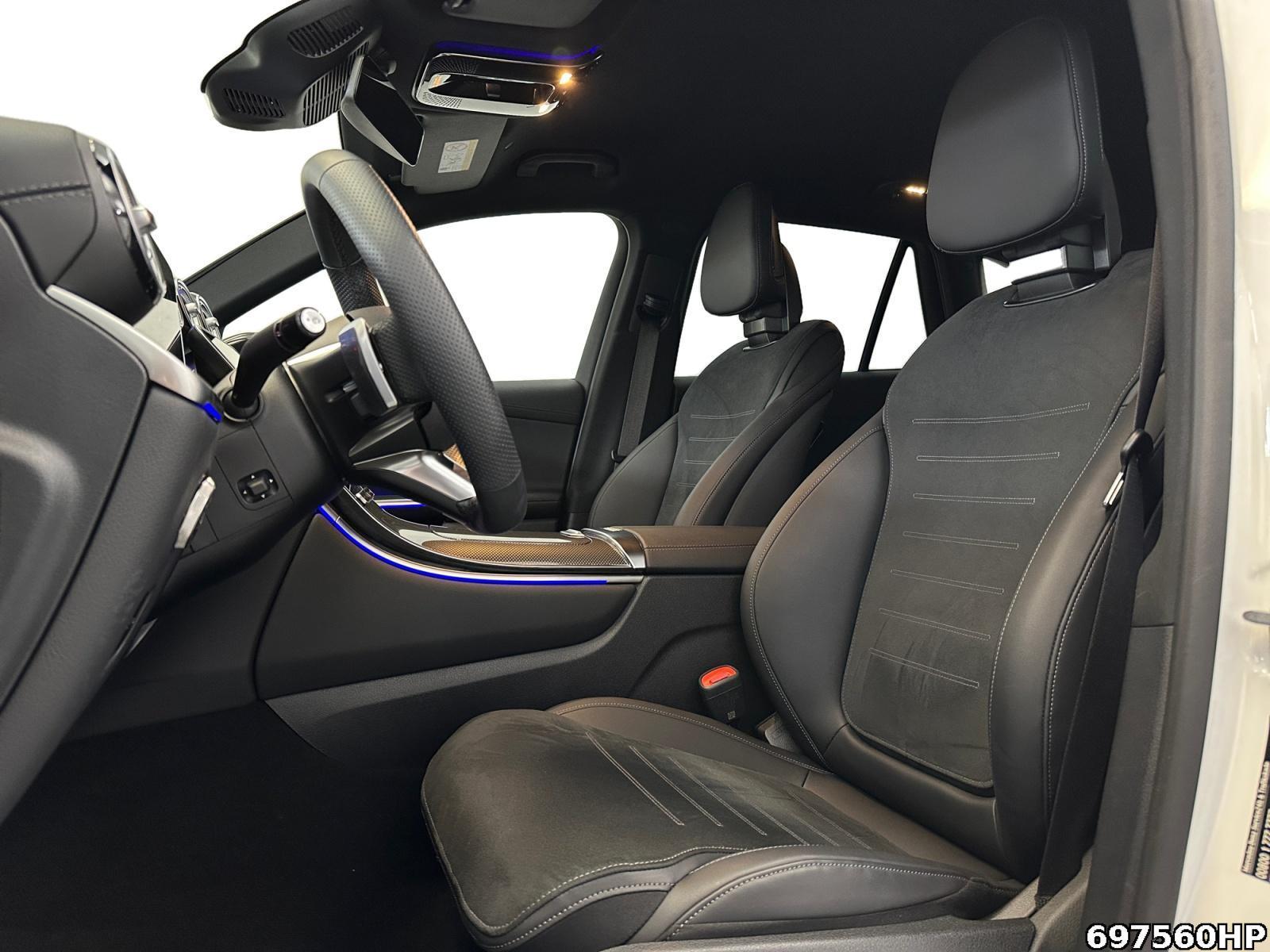 Fahrzeugabbildung Mercedes-Benz GLC 300 d 4M AMG AHK Memory DIGITAL Carplay