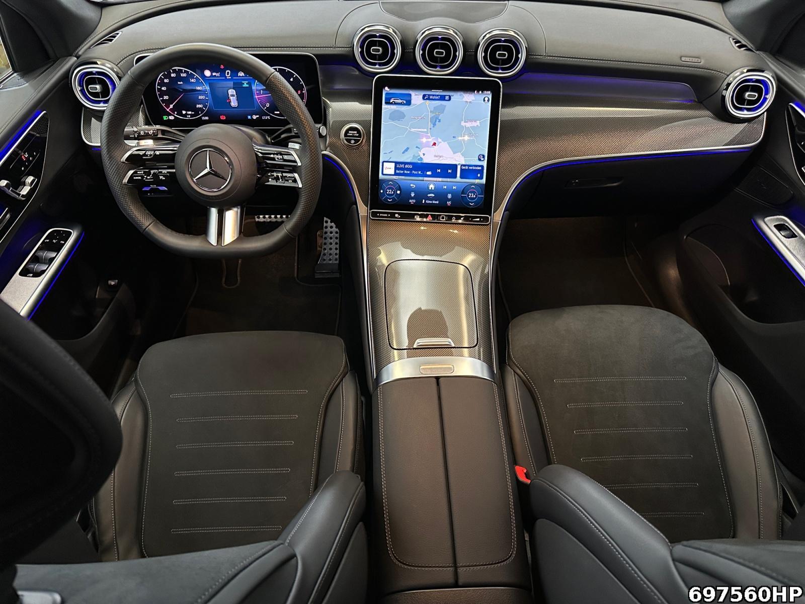 Fahrzeugabbildung Mercedes-Benz GLC 300 d 4M AMG AHK Memory DIGITAL Carplay