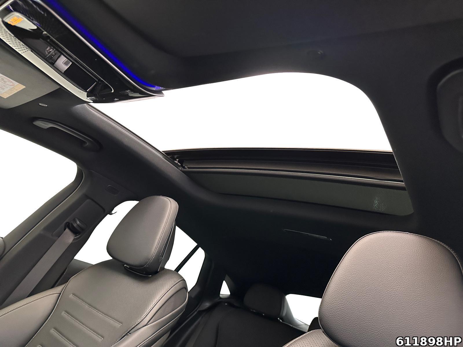 Fahrzeugabbildung Mercedes-Benz GLC 300 de 4M AMG Coupé Pano AHK Keyless Memory