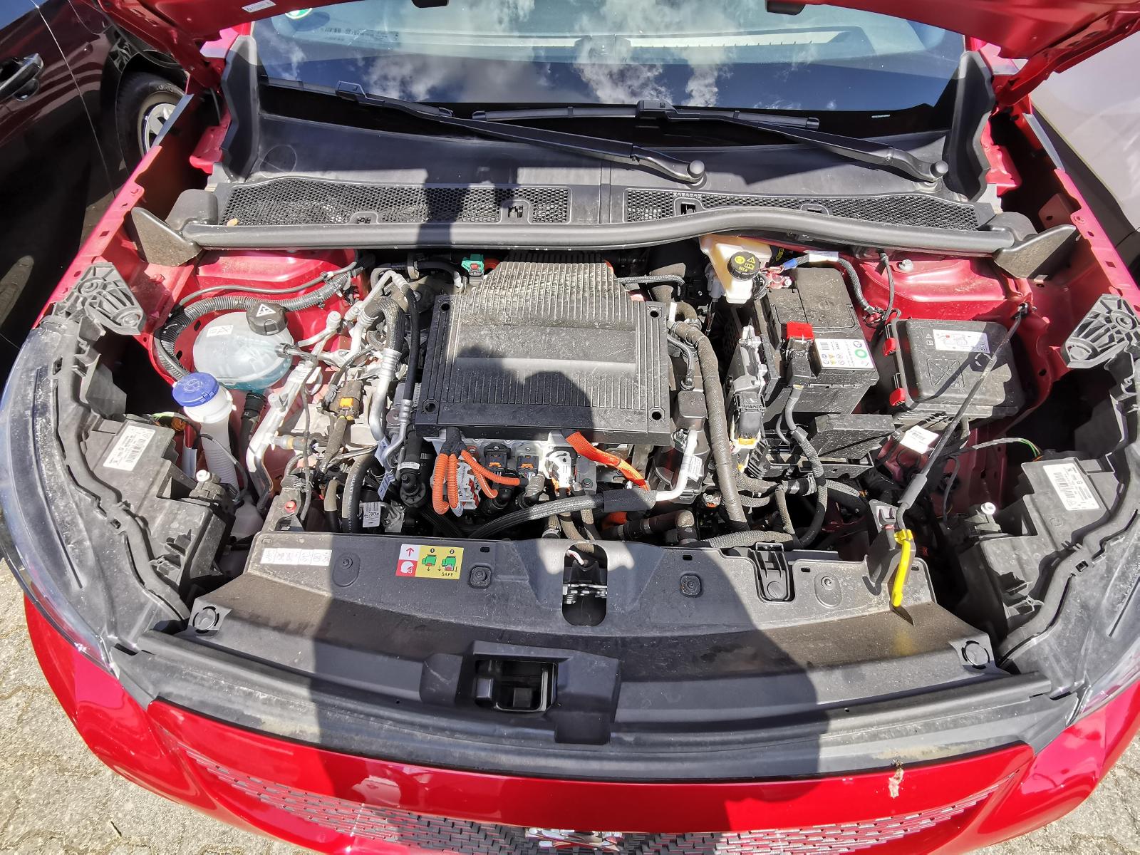 Fahrzeugabbildung Peugeot 2008 Active Pack+USB+PDC+KLIMA+DAB