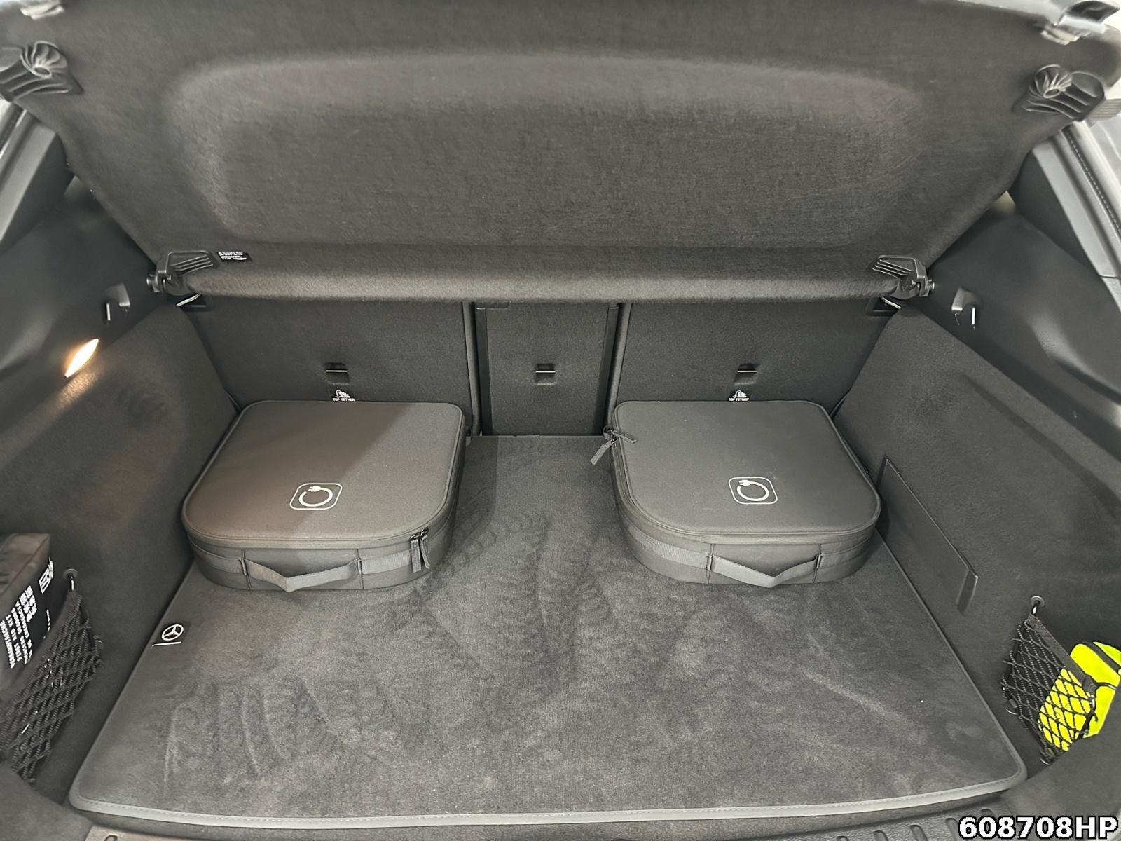 Fahrzeugabbildung Mercedes-Benz EQA AMG Ambiente Kamera Lenkradhzg Sitzhzg