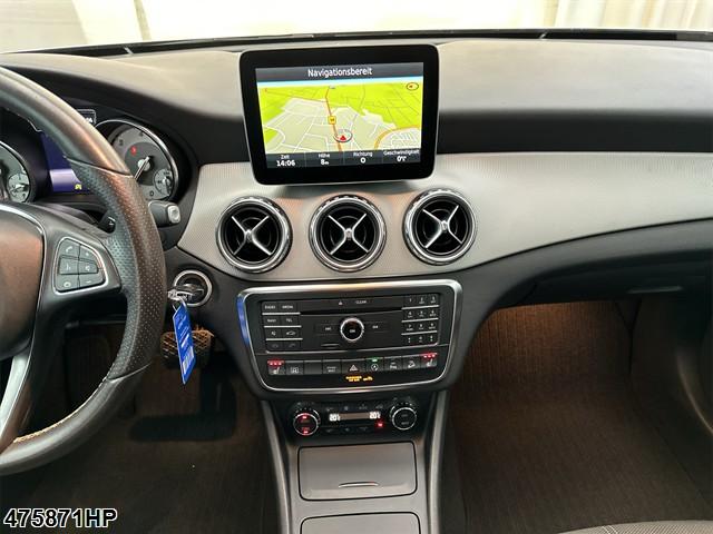 Fahrzeugabbildung Mercedes-Benz GLA 200 d4M Urban Memory Kamera Totwinkel Allrad