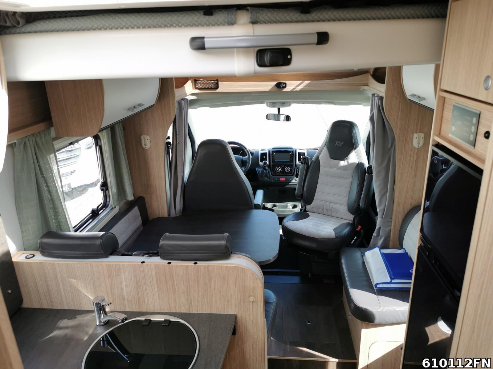 Fahrzeugabbildung Sunlight T 68