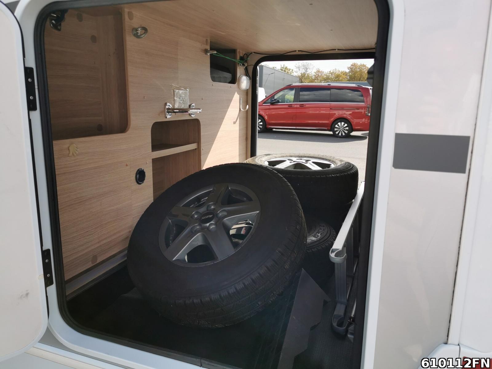 Fahrzeugabbildung Sunlight T 68