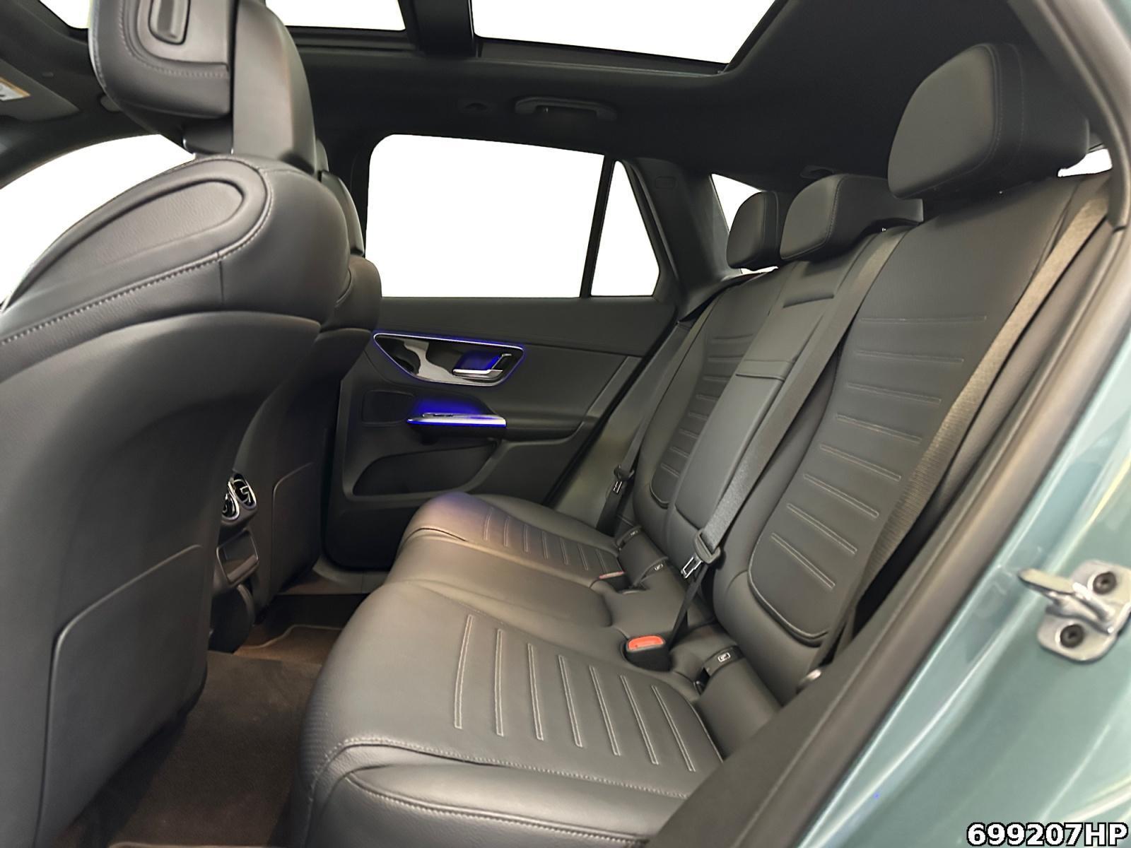 Fahrzeugabbildung Mercedes-Benz GLC 300 4M AMG Night 20