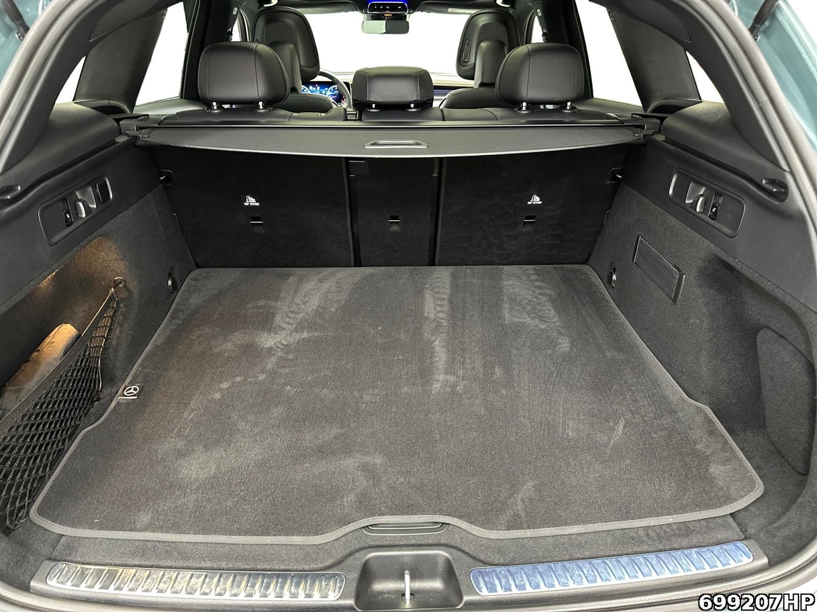 Fahrzeugabbildung Mercedes-Benz GLC 300 4M AMG Night 20