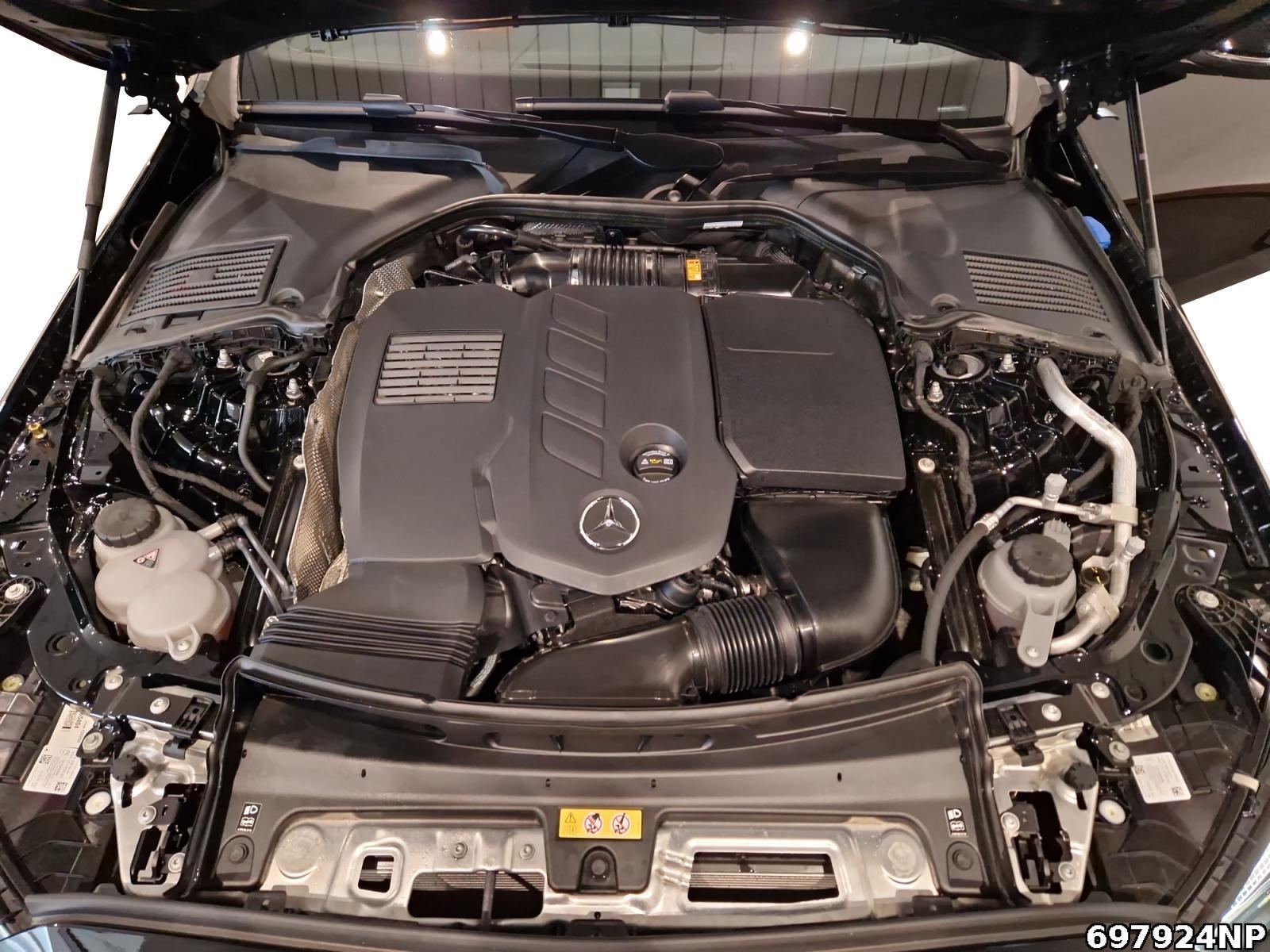 Fahrzeugabbildung Mercedes-Benz C 300 d T AMG DIGITAL LIGHT Memory AHK Ambiente