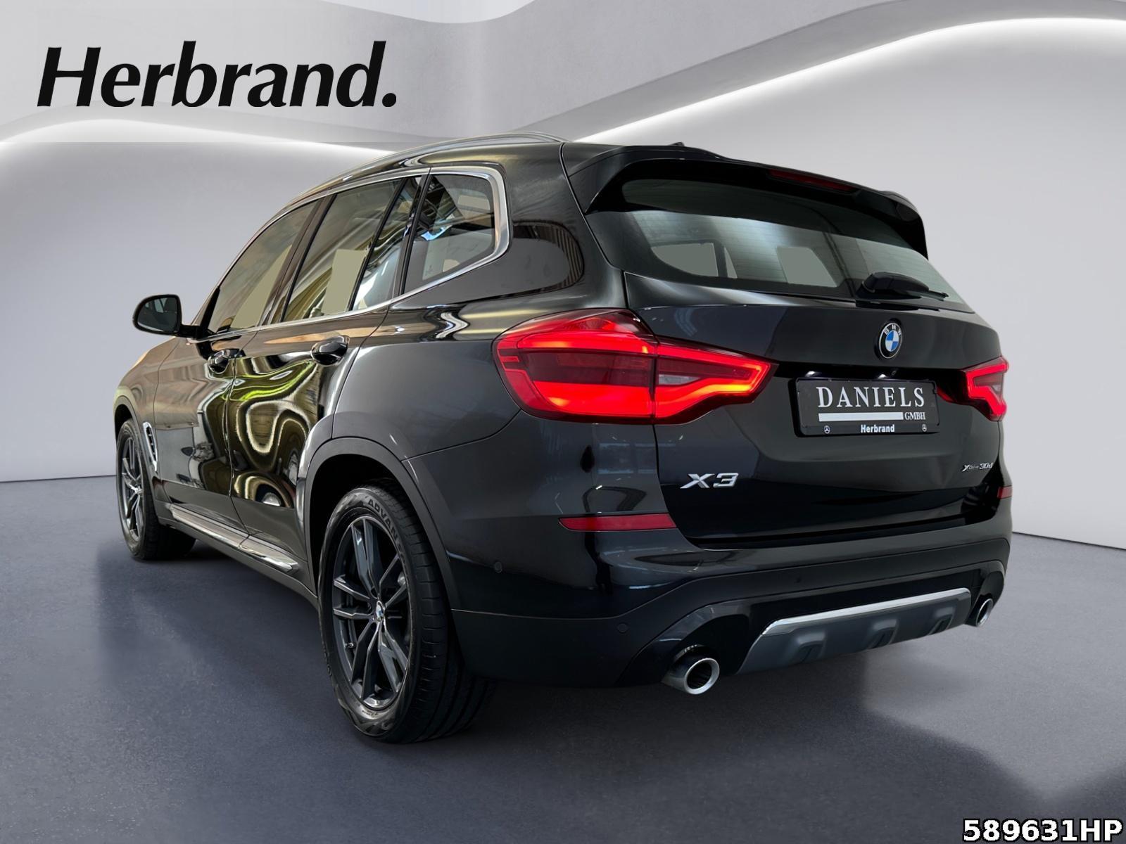 Fahrzeugabbildung BMW X3 xDrive 30d *AHK Pano Distronic Ambiente 19