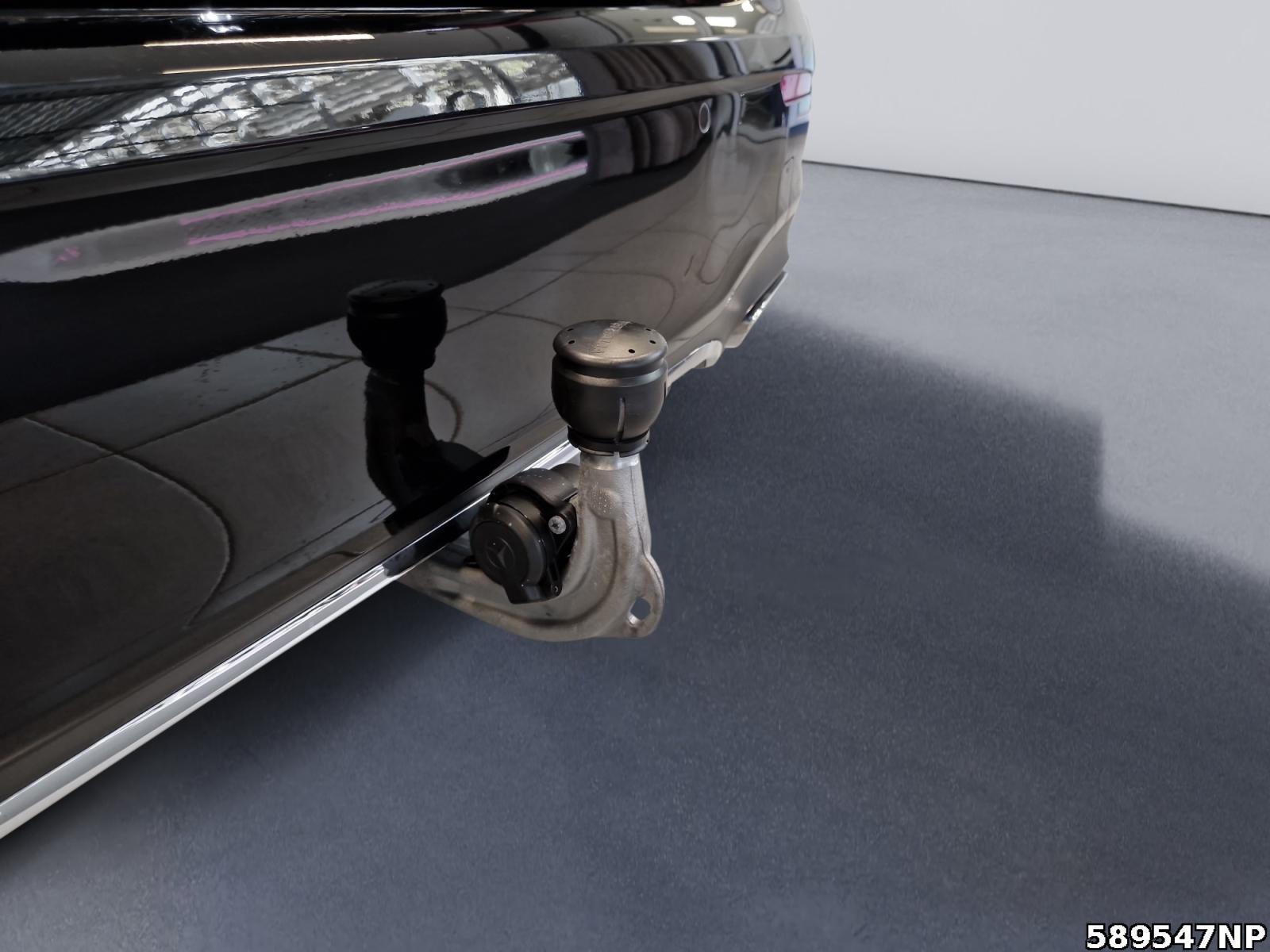 Fahrzeugabbildung Mercedes-Benz A 200 d AMG Ahk Keyless Multibeam Kamera