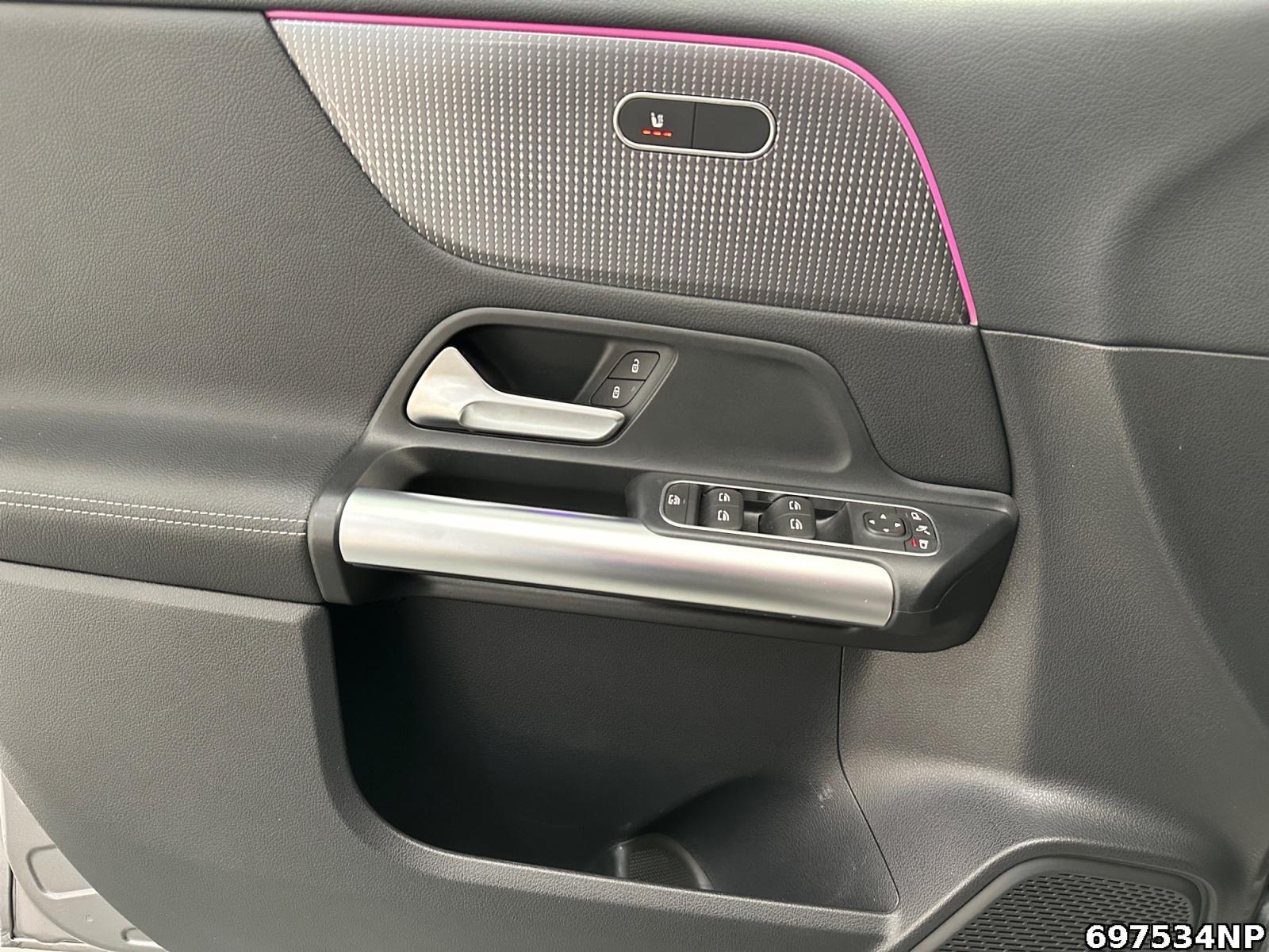 Fahrzeugabbildung Mercedes-Benz B 220 4M Progressive AHK Multibeam Distronic 17