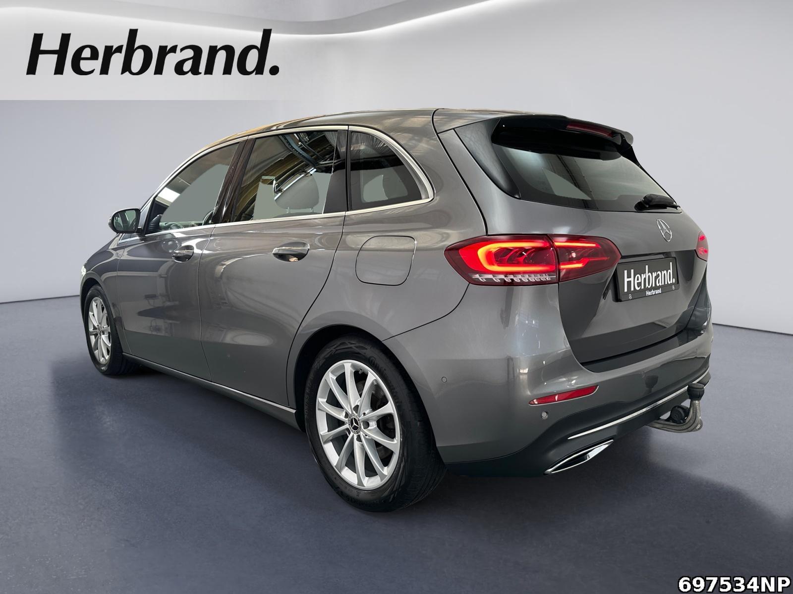 Fahrzeugabbildung Mercedes-Benz B 220 4M Progressive AHK Multibeam Distronic 17