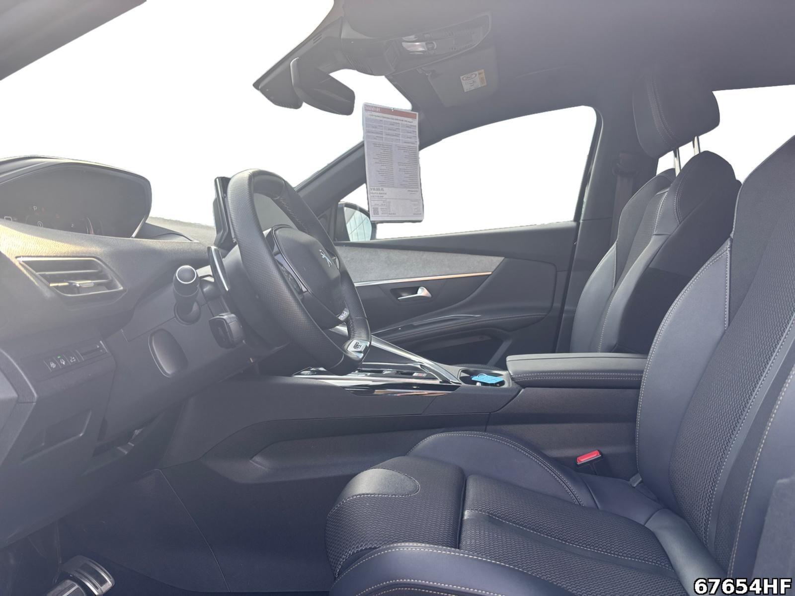 Fahrzeugabbildung Peugeot 5008 +MILDHYBRID+SHZ+LANEASSIST+CARPLAY+SHZ+