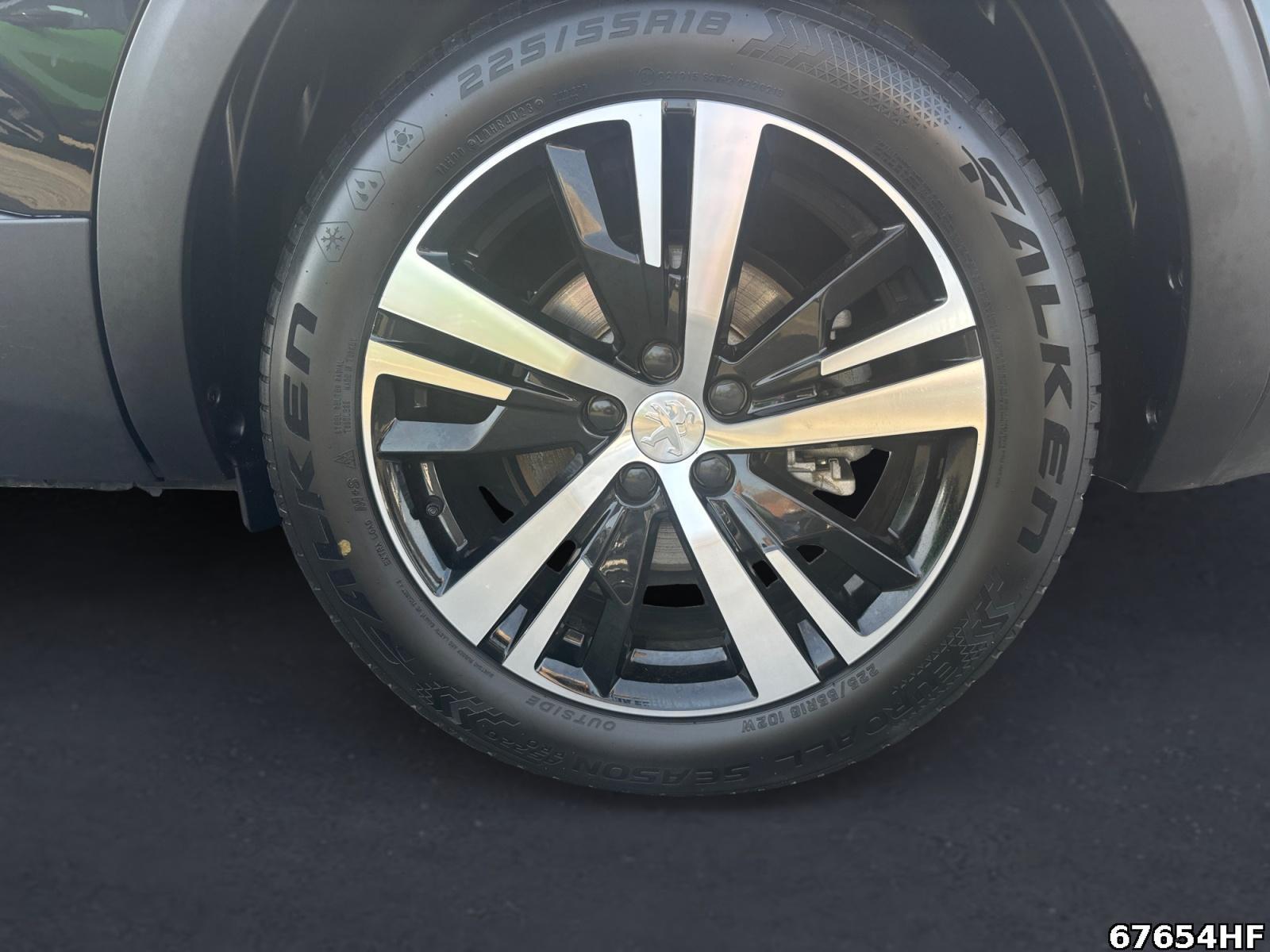 Fahrzeugabbildung Peugeot 5008 +MILDHYBRID+SHZ+LANEASSIST+CARPLAY+SHZ+