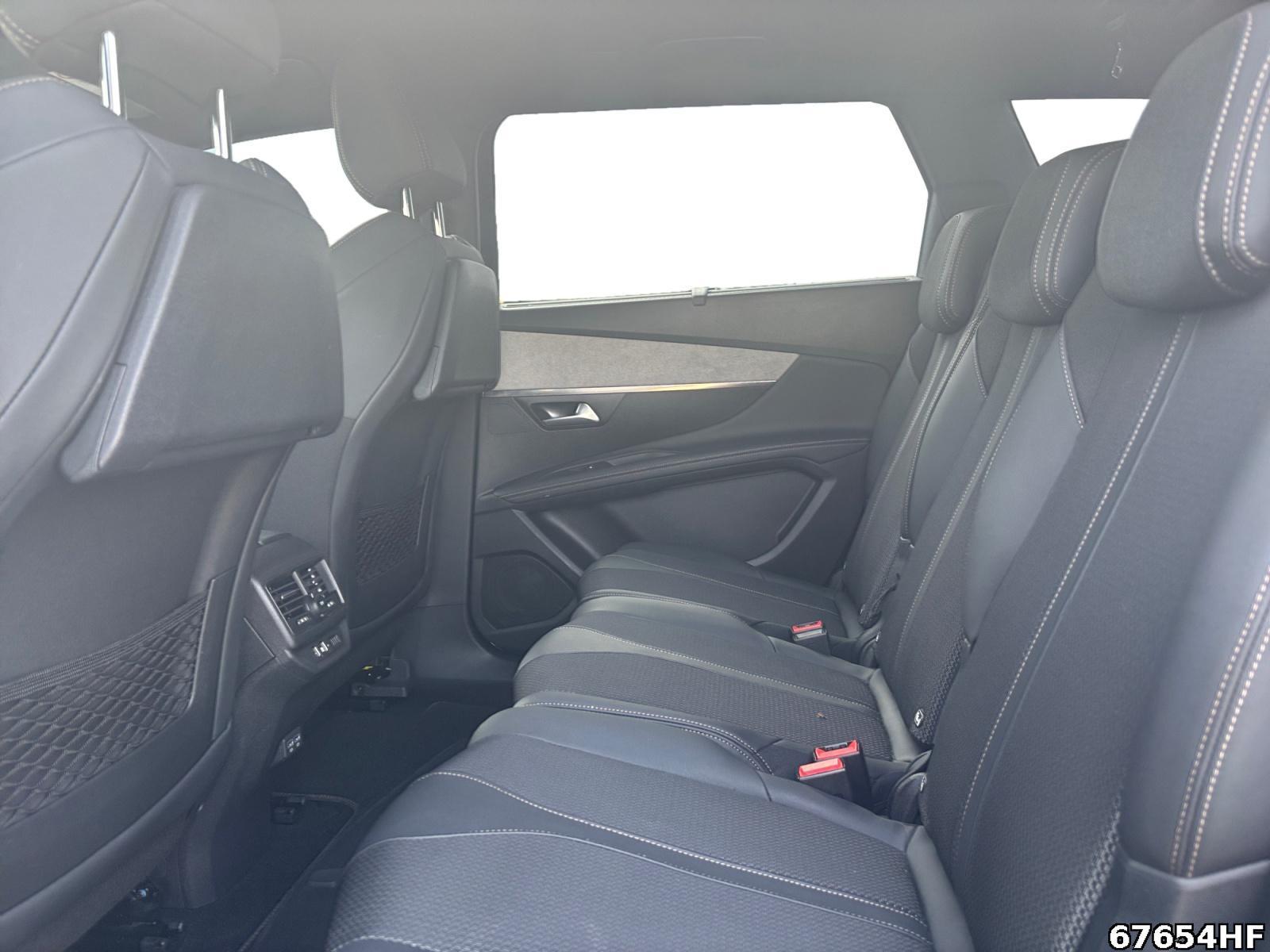 Fahrzeugabbildung Peugeot 5008 +MILDHYBRID+SHZ+LANEASSIST+CARPLAY+SHZ+