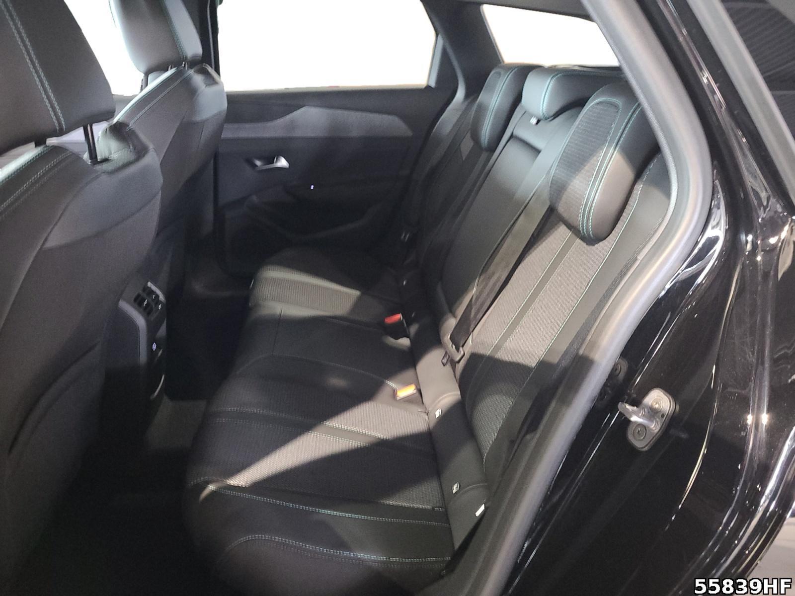 Fahrzeugabbildung Peugeot 308 SW Allure Hybrid 145 PS AT