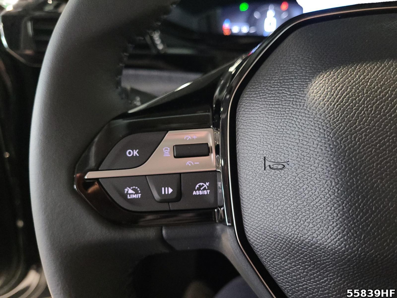 Fahrzeugabbildung Peugeot 308 SW Allure Hybrid 145 PS AT