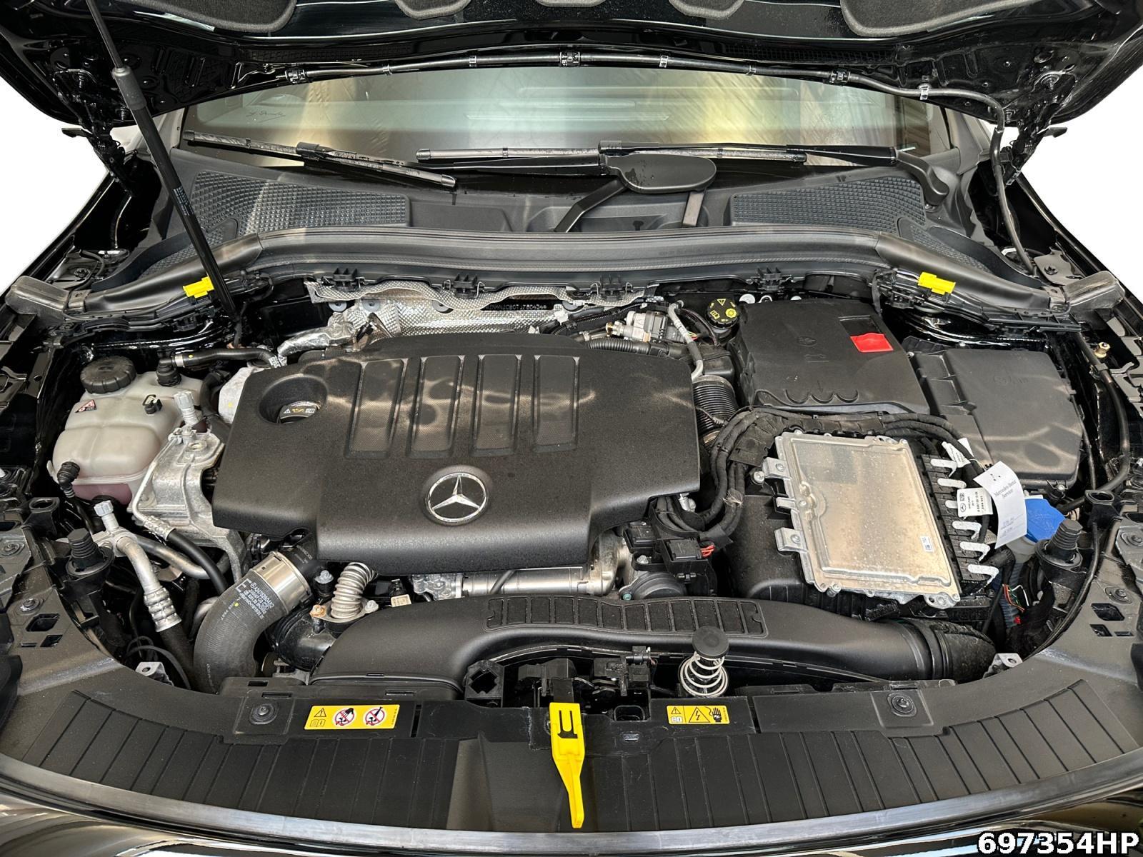Fahrzeugabbildung Mercedes-Benz GLA 200 d Progressive AHK DISTRONIC Easy-Pack..