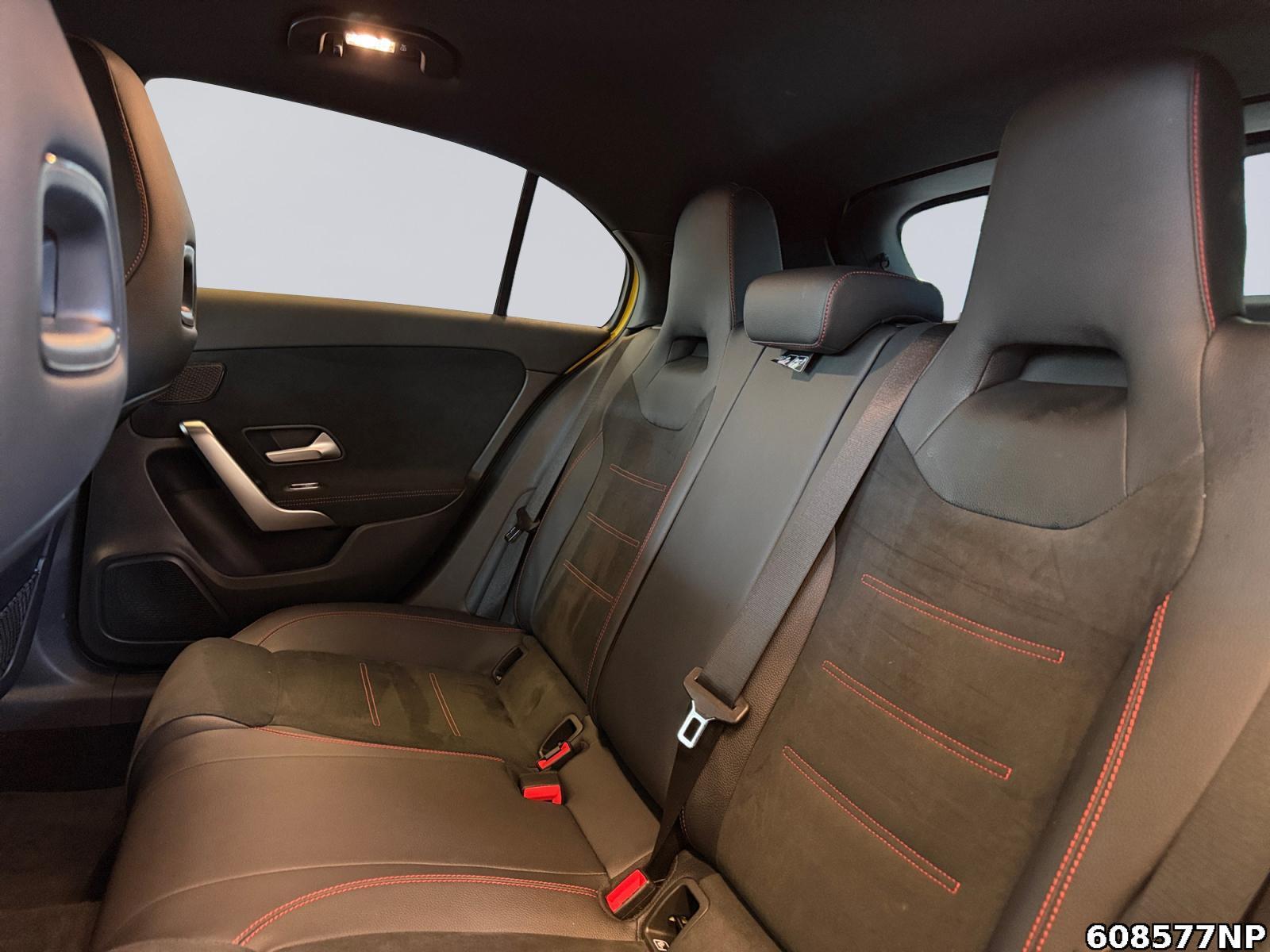 Fahrzeugabbildung Mercedes-Benz A 250 AMG Line AHK Distronic Night MULTIBEAM