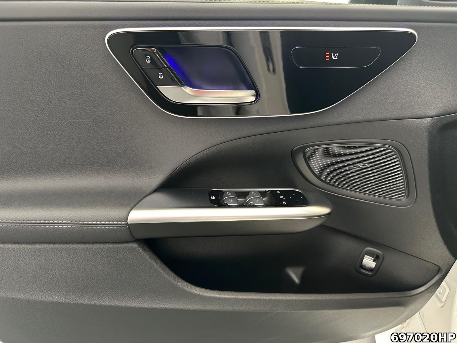 Fahrzeugabbildung Mercedes-Benz C 180 T AMG AHK Ambiente EASYPACK Totw. Kamera