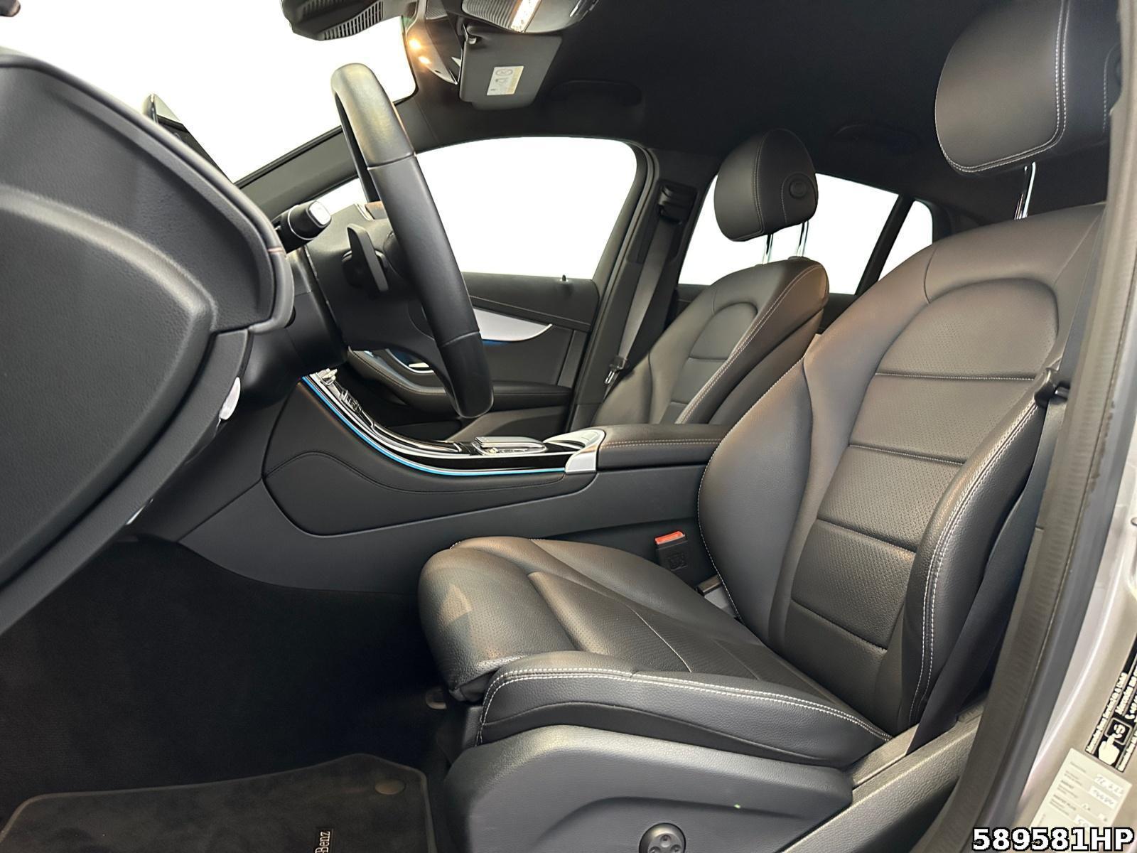 Fahrzeugabbildung Mercedes-Benz EQC 4M DISTRONIC Memory AHK 360° Kamera DAB+
