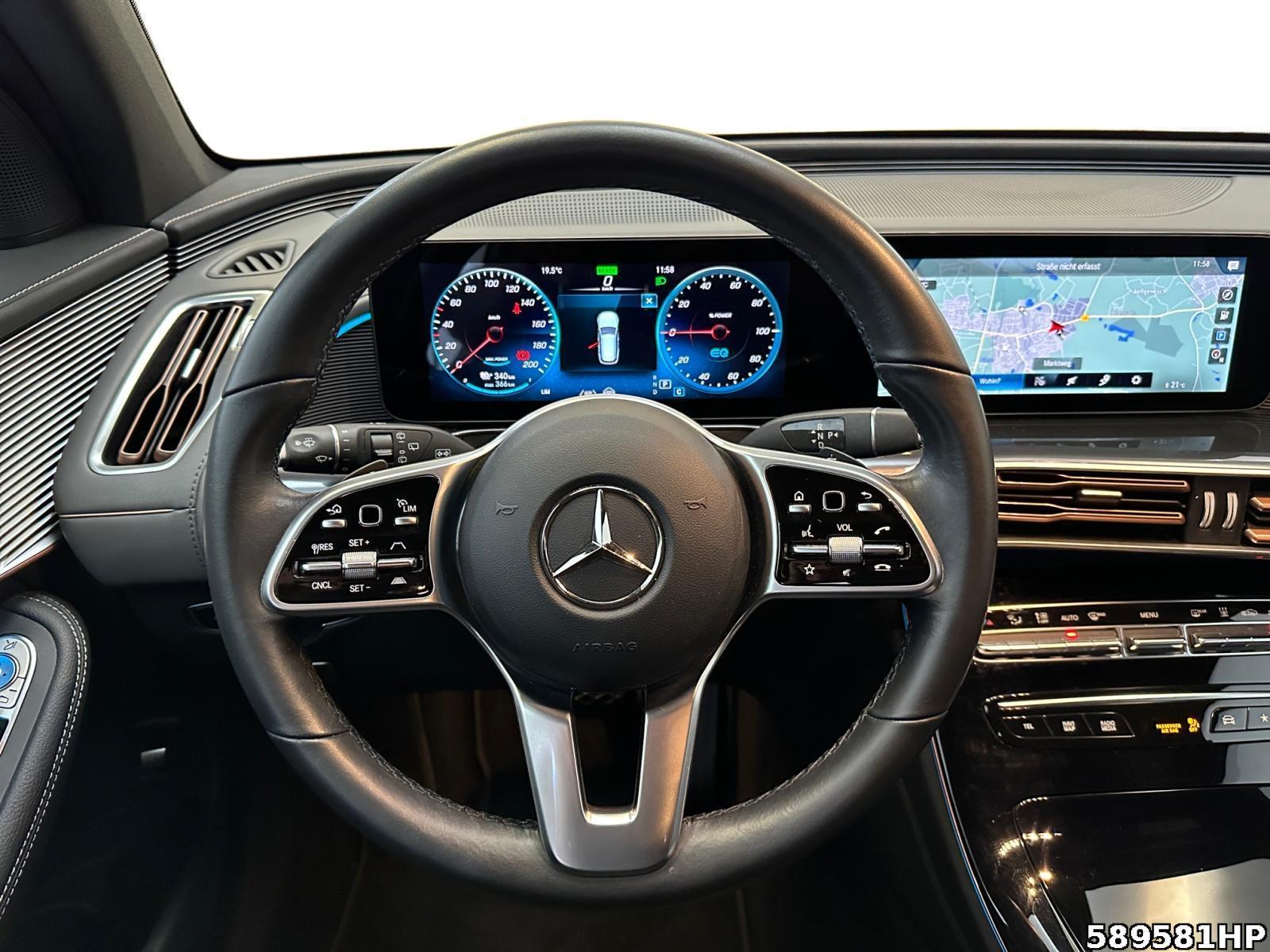 Fahrzeugabbildung Mercedes-Benz EQC 4M DISTRONIC Memory AHK 360° Kamera DAB+