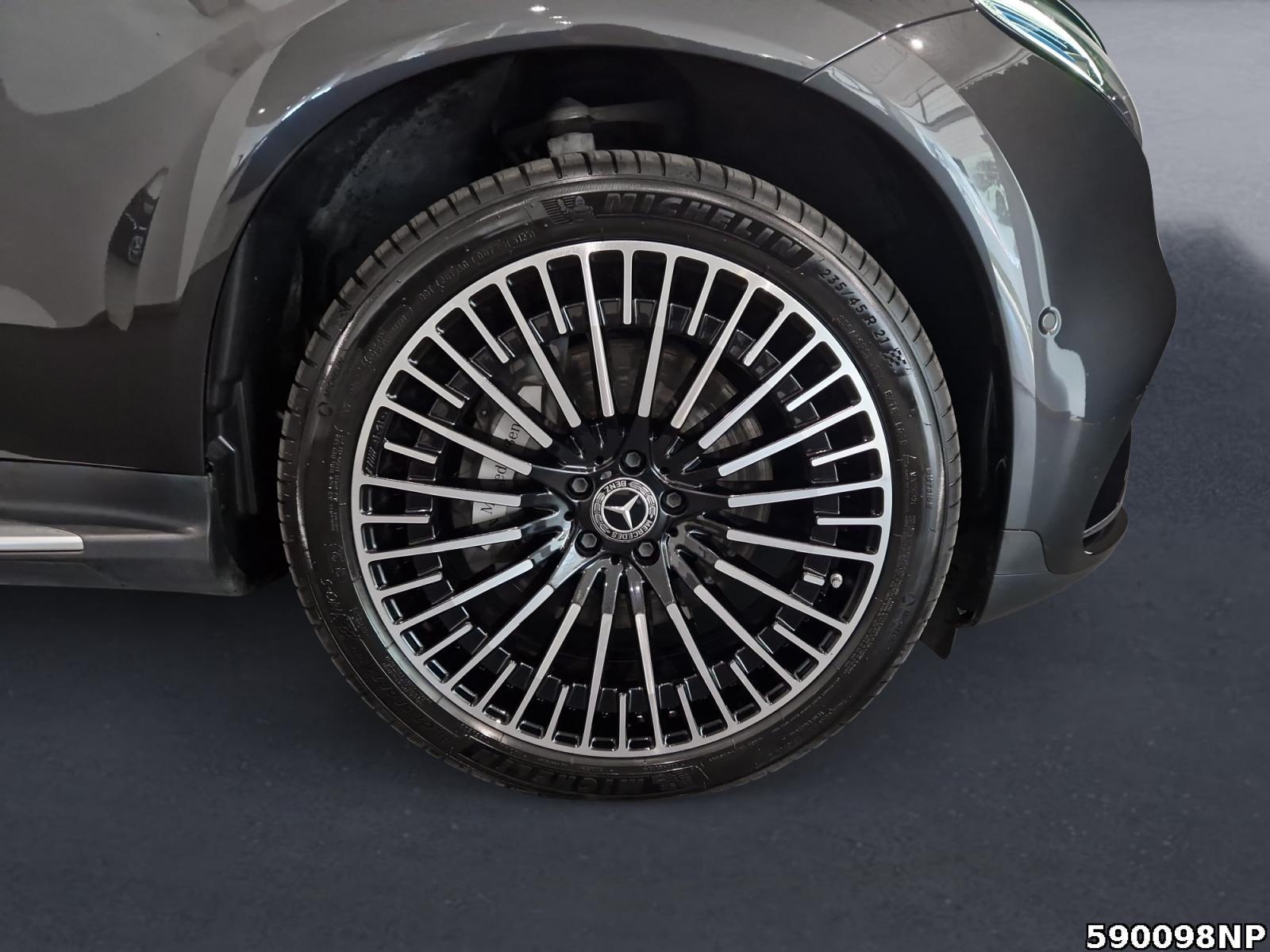 Fahrzeugabbildung Mercedes-Benz EQC 4M AMG Multibeam LMF 21