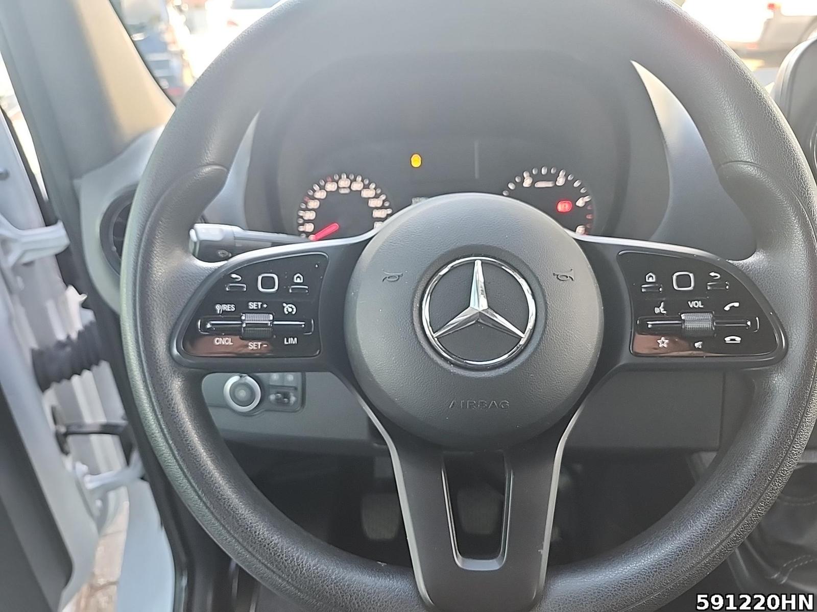 Fahrzeugabbildung Mercedes-Benz Sprinter 315 CDI Kasten*Maxi*360Kamera*Schwings