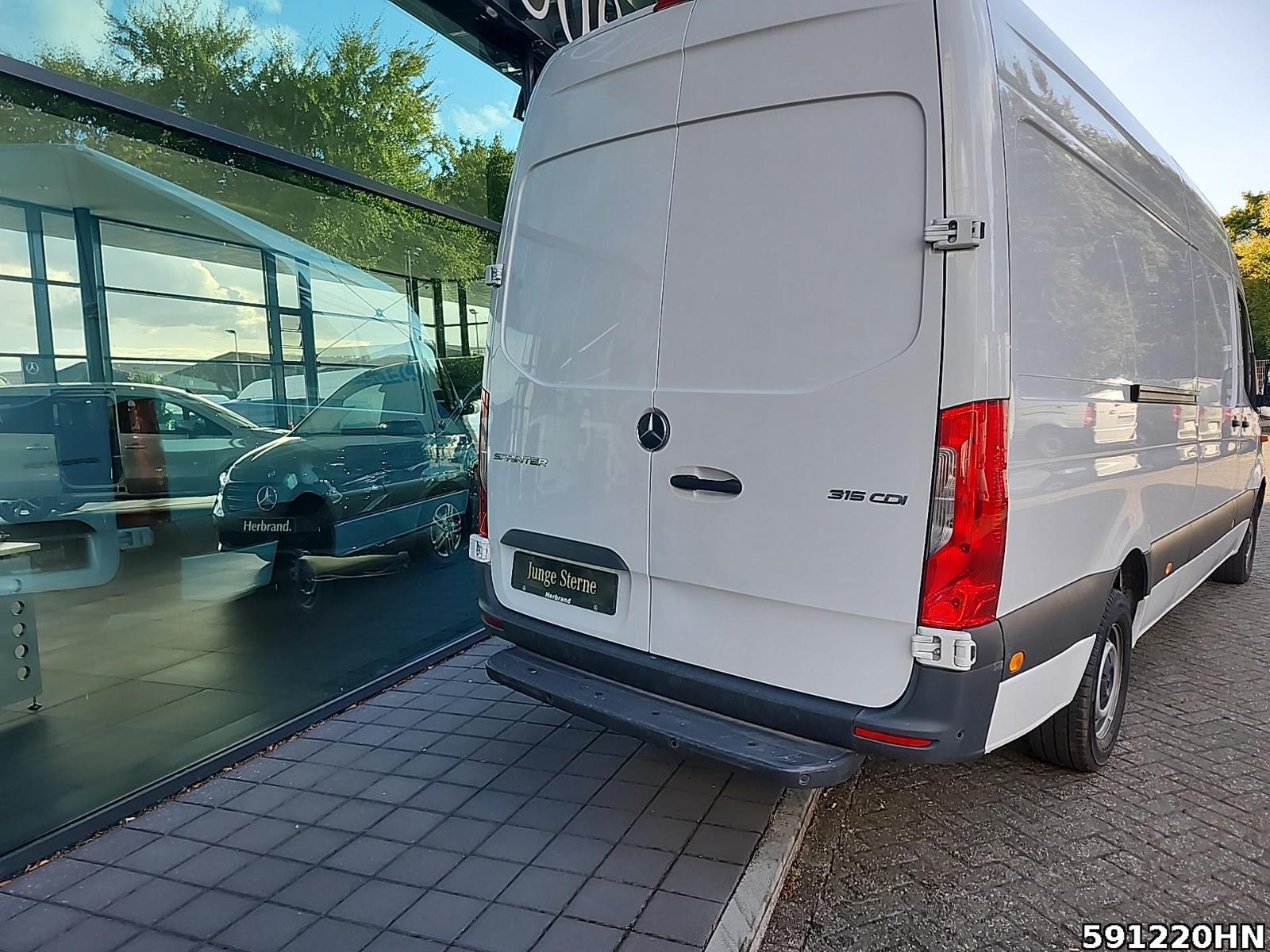 Fahrzeugabbildung Mercedes-Benz Sprinter 315 CDI Kasten*Maxi*360Kamera*Schwings