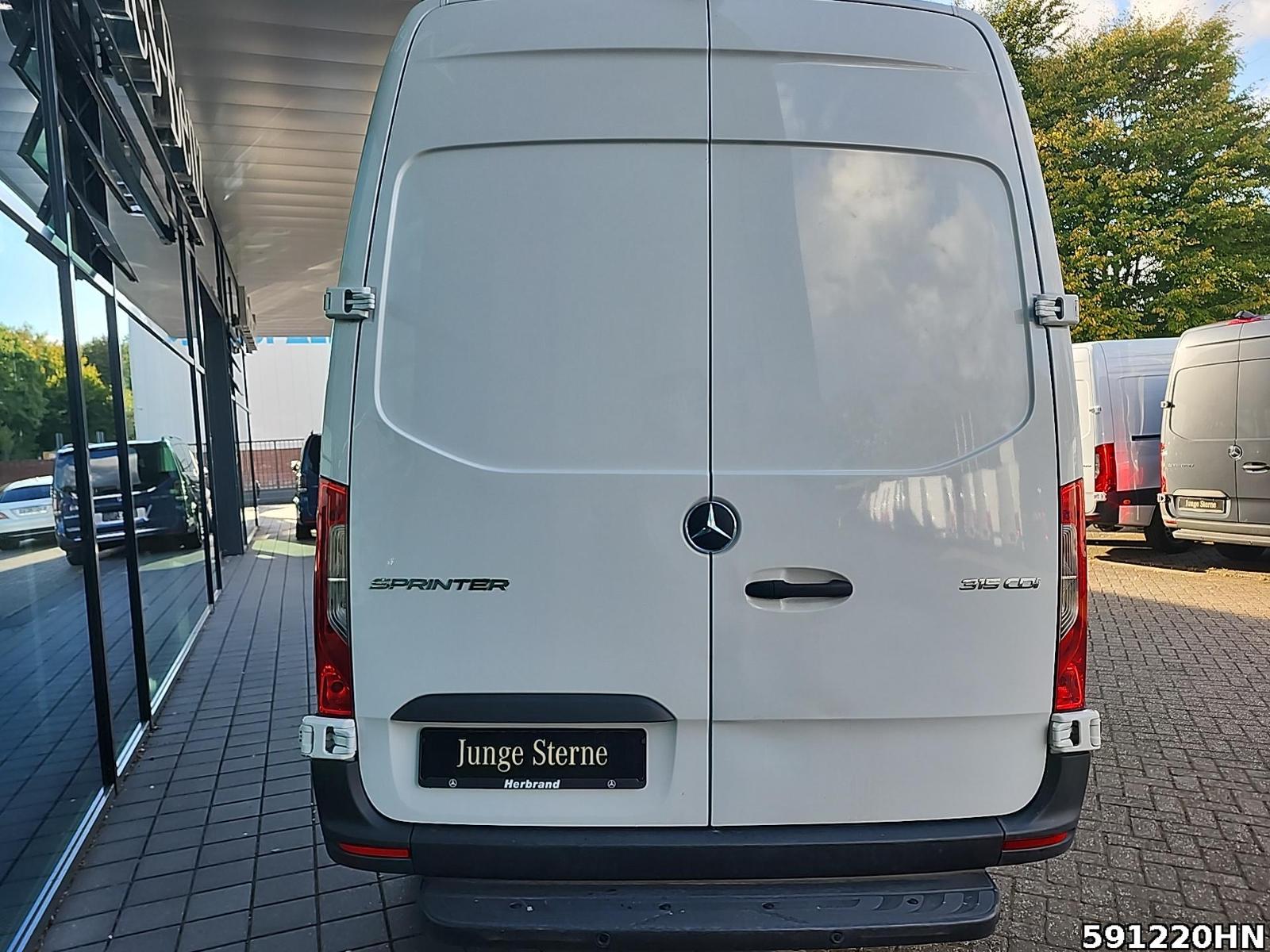 Fahrzeugabbildung Mercedes-Benz Sprinter 315 CDI Kasten*Maxi*360Kamera*Schwings