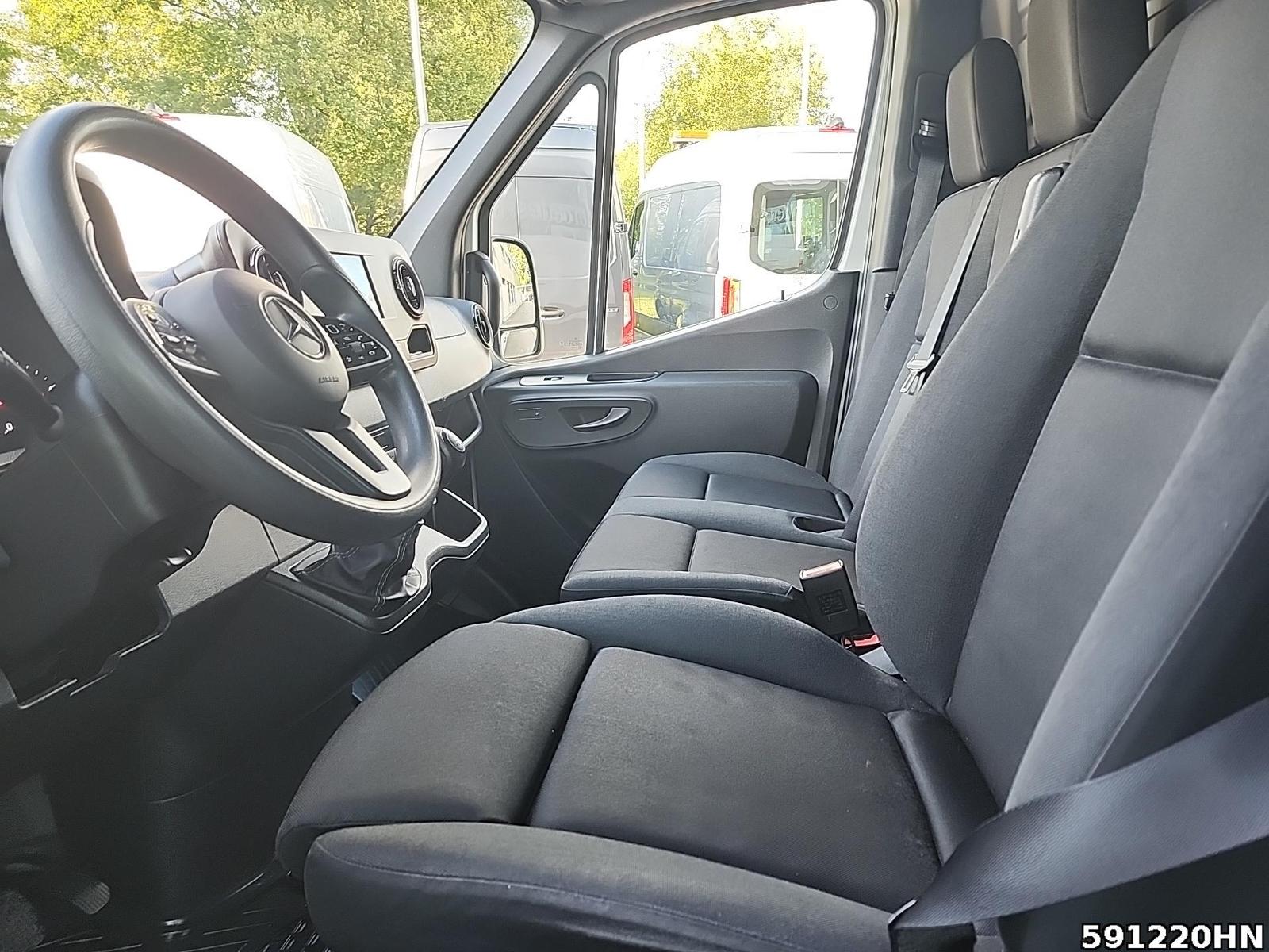 Fahrzeugabbildung Mercedes-Benz Sprinter 315 CDI Kasten*Maxi*360Kamera*Schwings