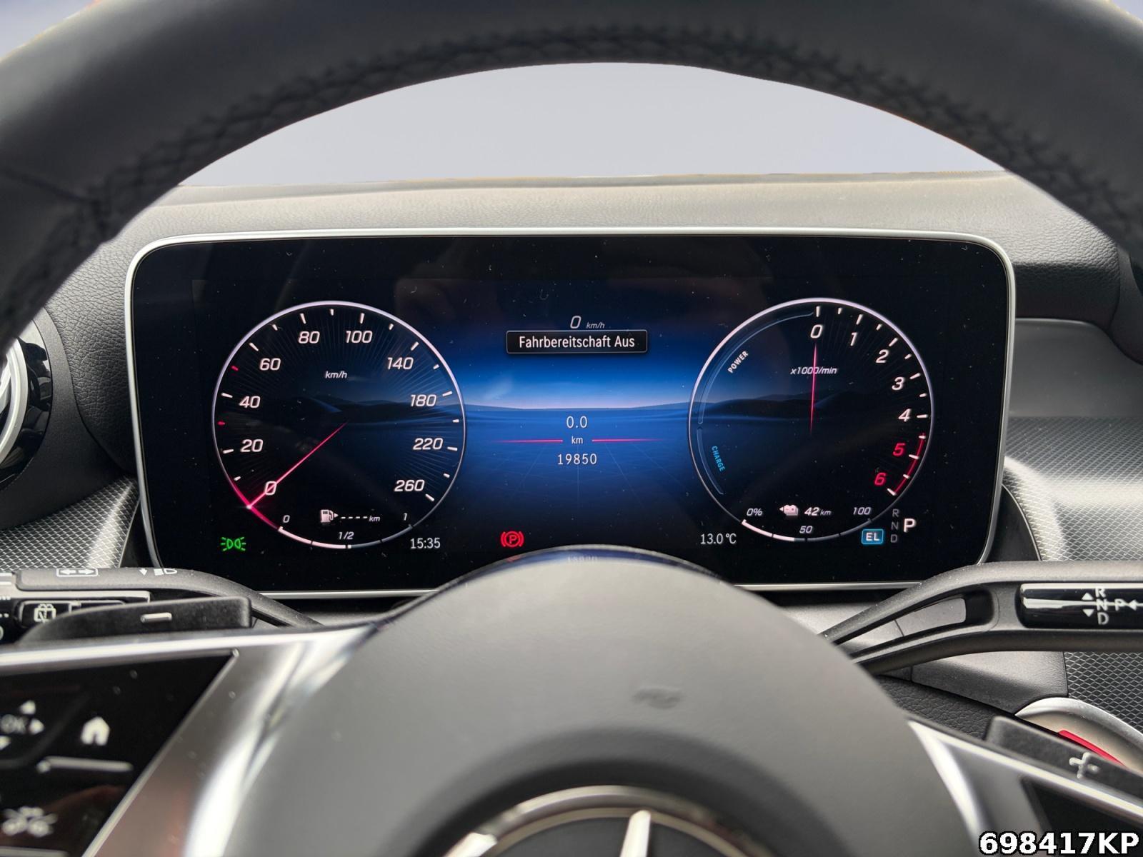 Fahrzeugabbildung Mercedes-Benz GLC 300 de 4M Avantgarde AHK Memory 360° Distron