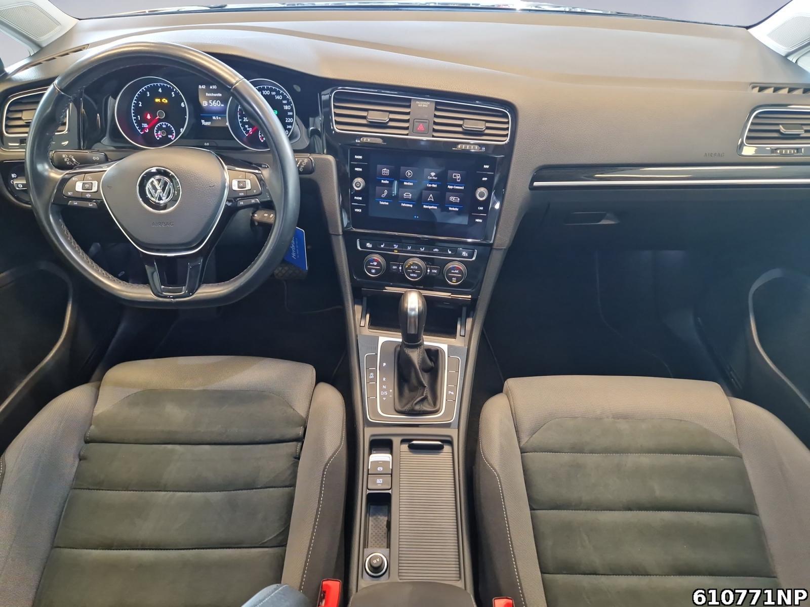 Fahrzeugabbildung Volkswagen Golf VII 1.5 TSI Highline Navi LED Business Pa.