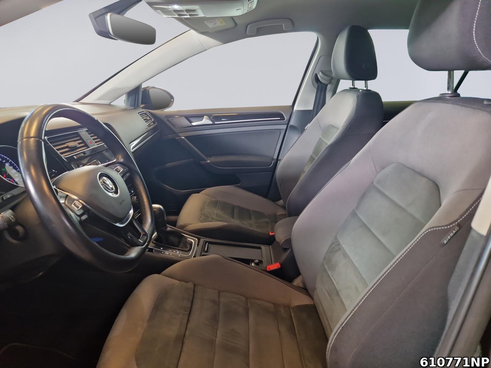 Fahrzeugabbildung Volkswagen Golf VII 1.5 TSI Highline Navi LED Business Pa.