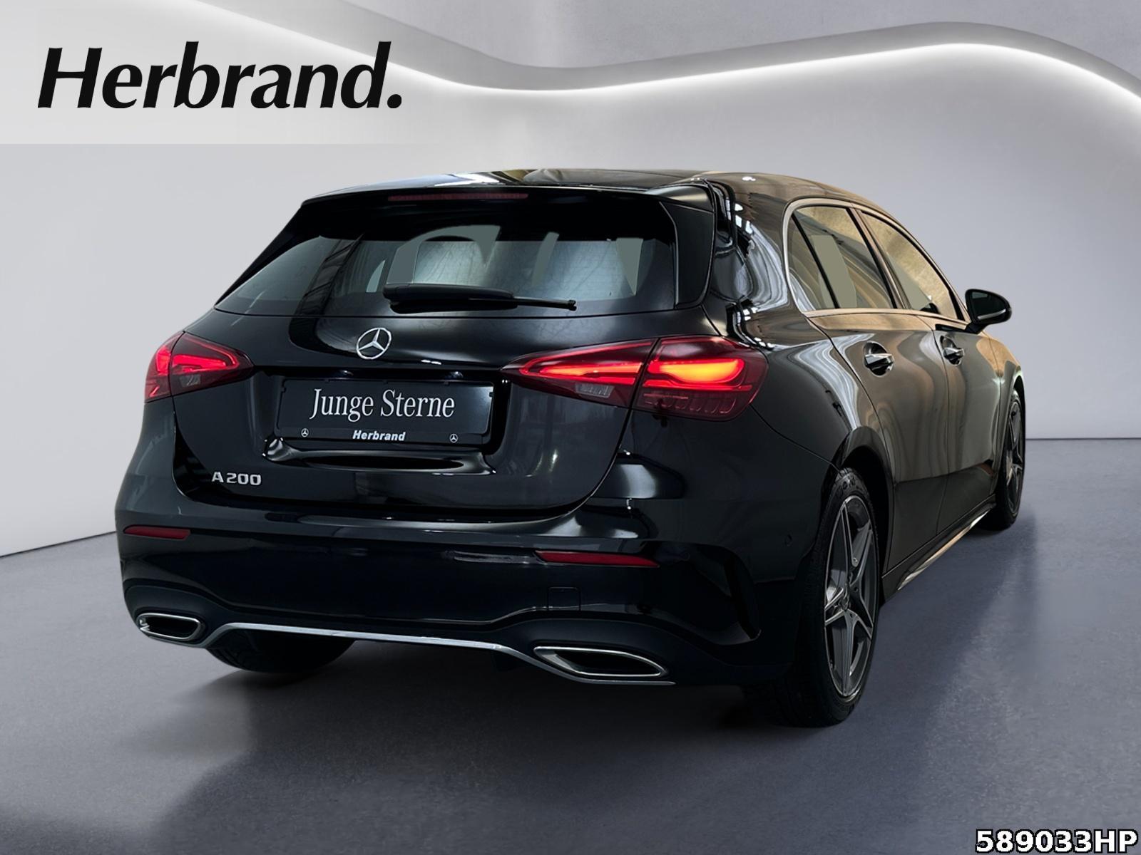 Fahrzeugabbildung Mercedes-Benz A 200 AMG *AHK Distronic Kamera Ambiente Keyless