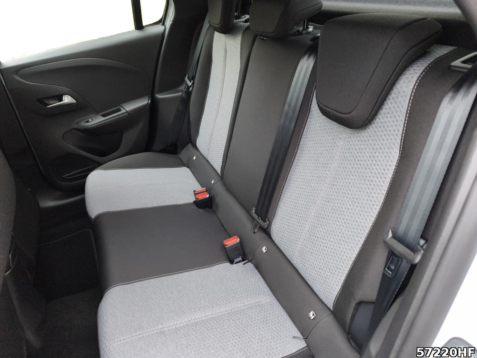 Fahrzeugabbildung Opel Corsa Edition Hybrid 110 PS*SHZ*ALLWETTER*DAB