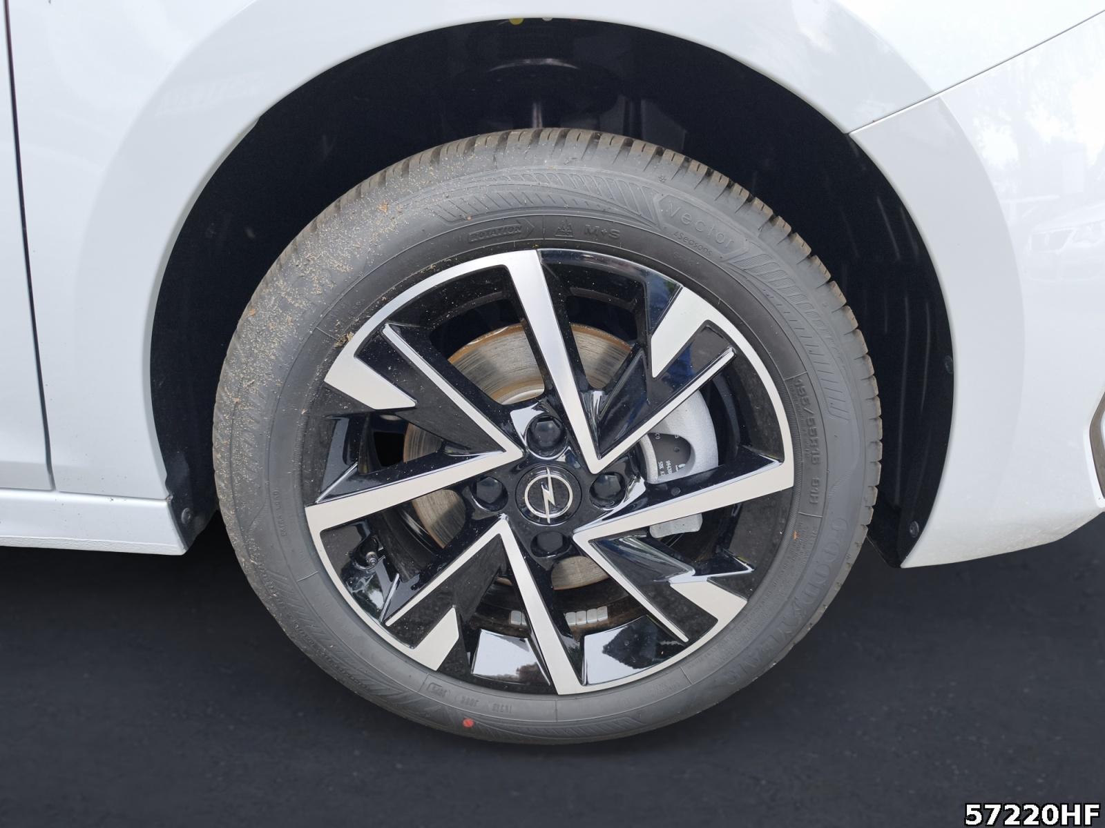 Fahrzeugabbildung Opel Corsa Edition Hybrid 110 PS*SHZ*ALLWETTER*DAB