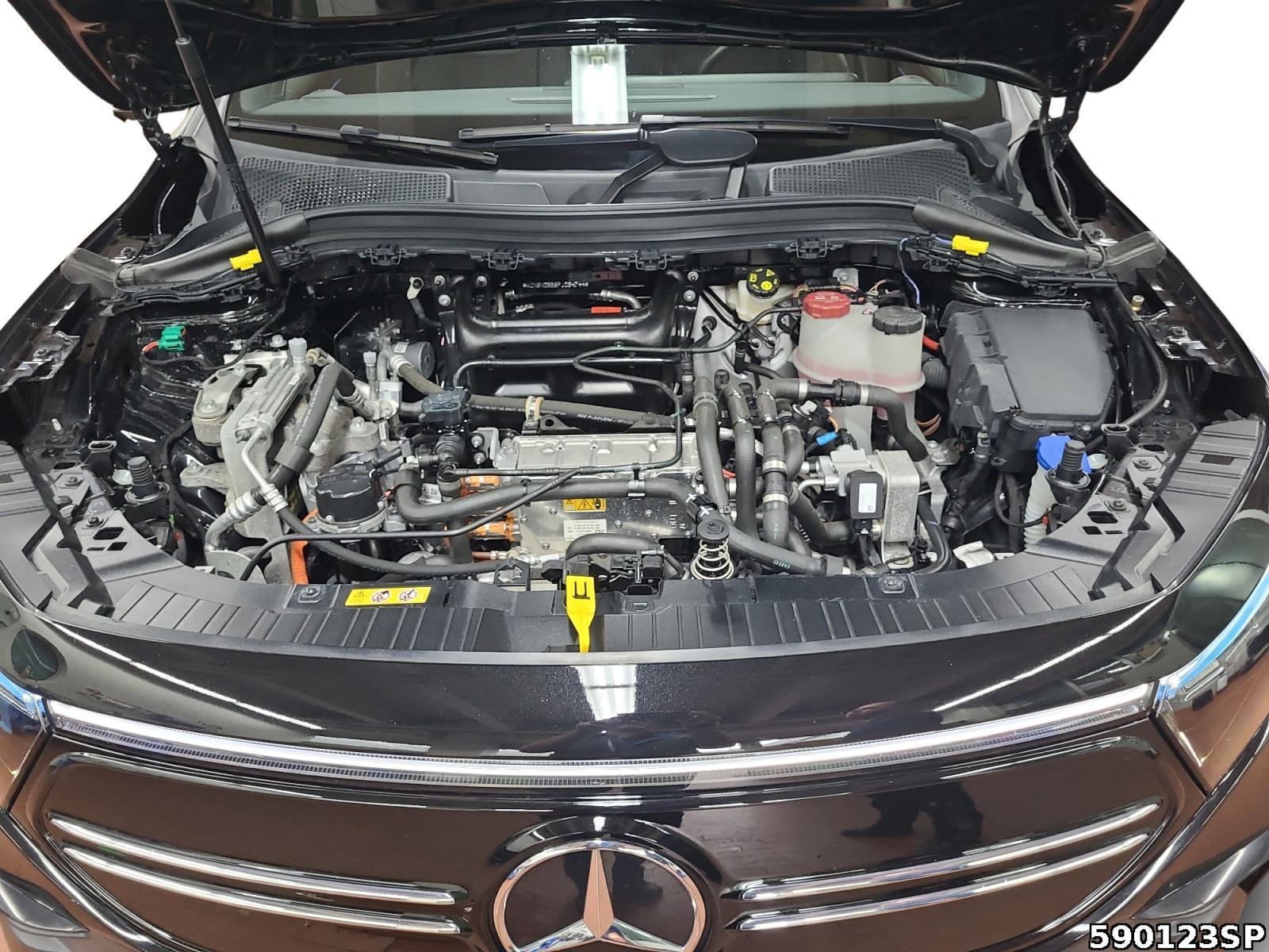 Fahrzeugabbildung Mercedes-Benz EQA AMG Rückfahrkamera. Sitzhezg. Ambiente.