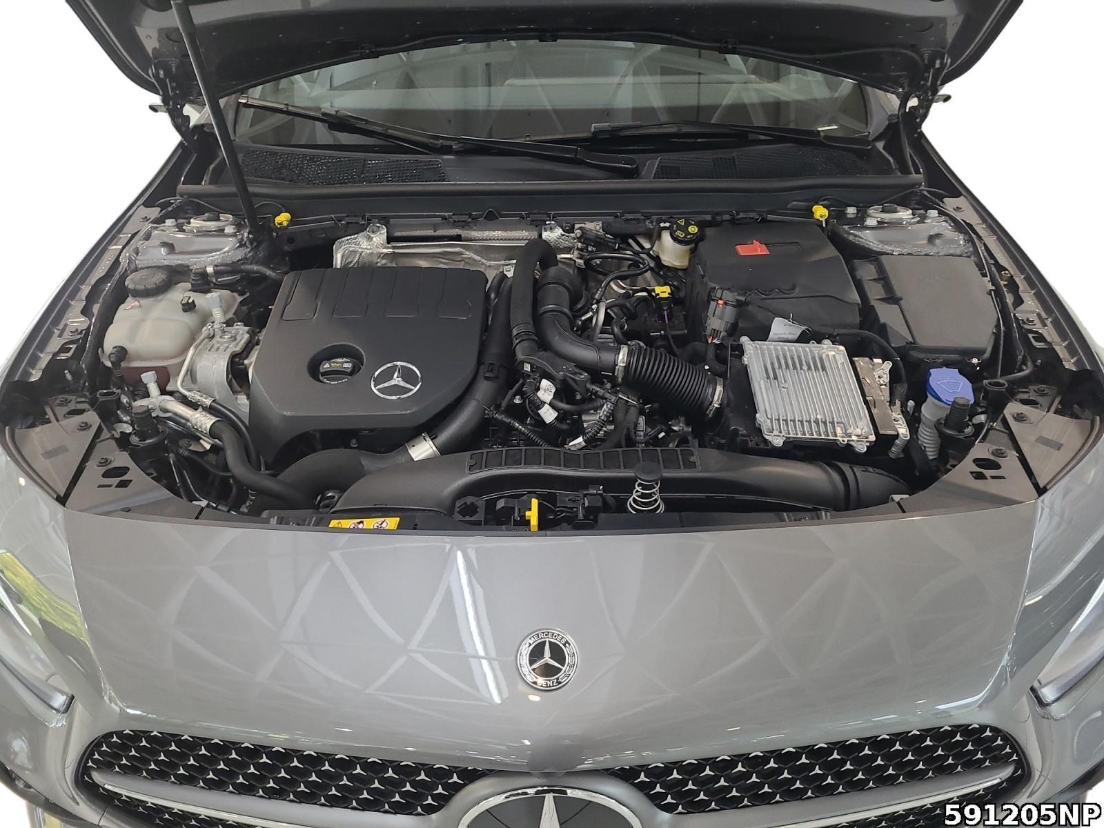 Fahrzeugabbildung Mercedes-Benz A 200 AMG Distronic Kamera LED Keyless Ambiente