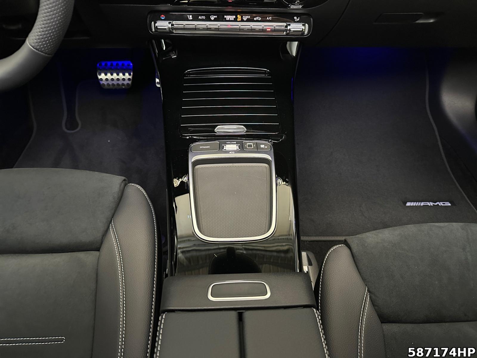 Fahrzeugabbildung Mercedes-Benz A 200 d Kompaktlimousine +AMG+NIGHT+PANO+DISTRO+