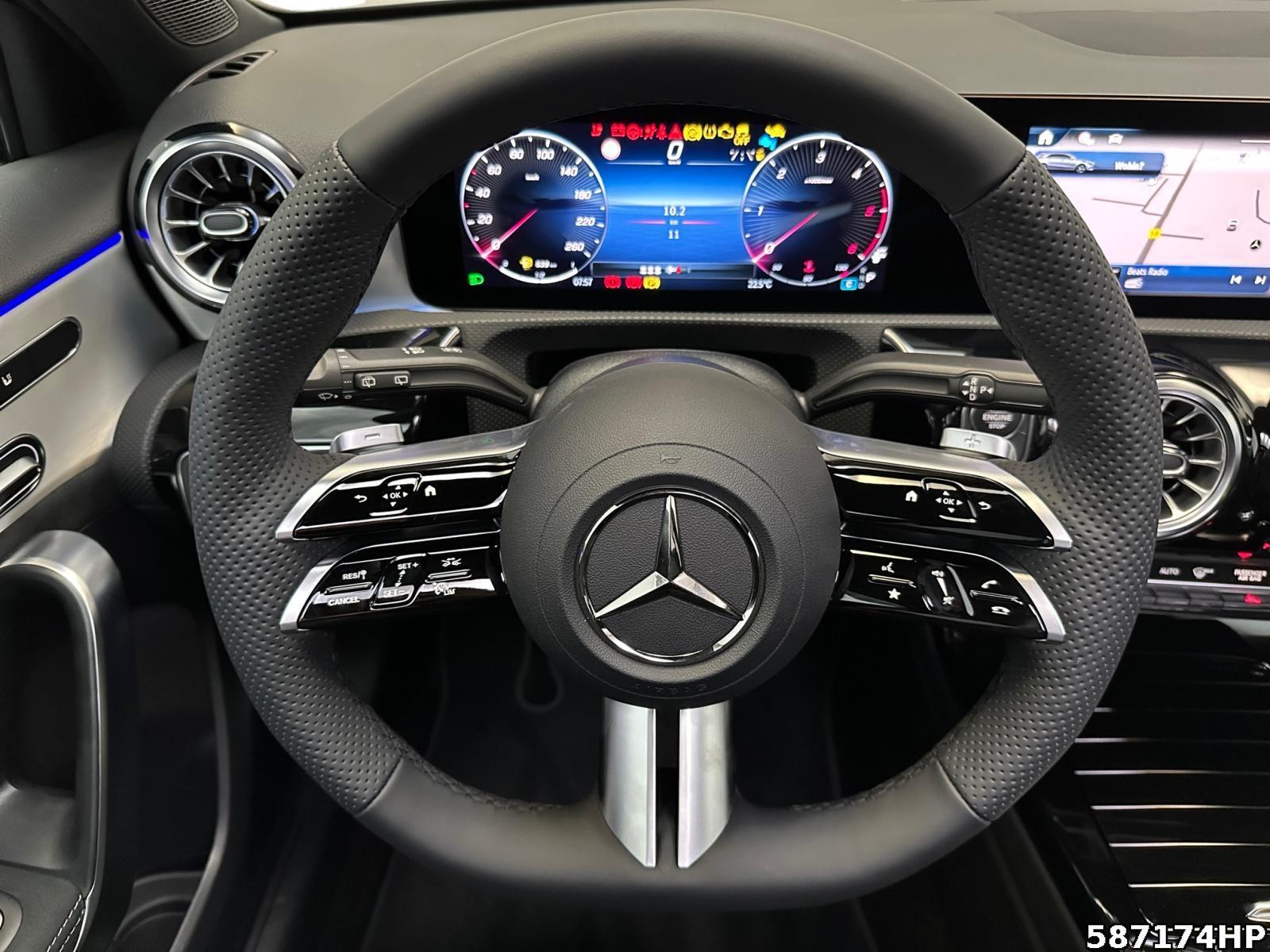 Fahrzeugabbildung Mercedes-Benz A 200 d Kompaktlimousine +AMG+NIGHT+PANO+DISTRO+