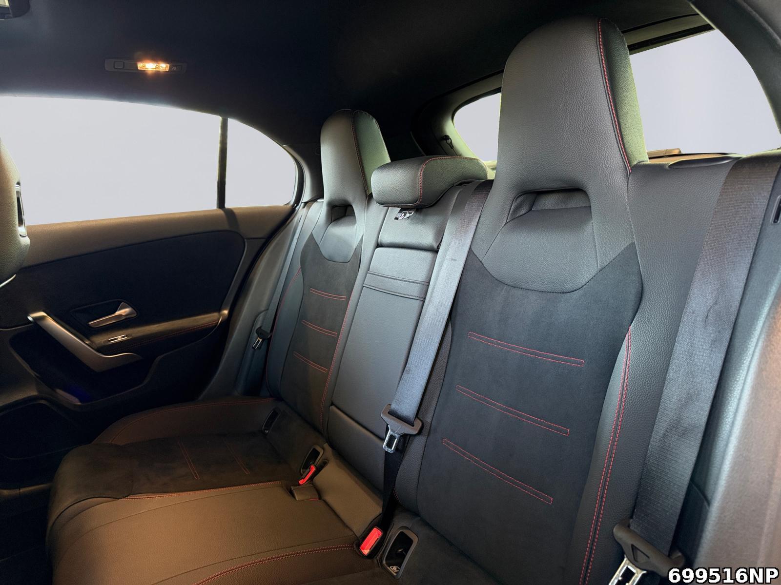 Fahrzeugabbildung Mercedes-Benz A 200 d AMG Pano-SD KeylessGO 18