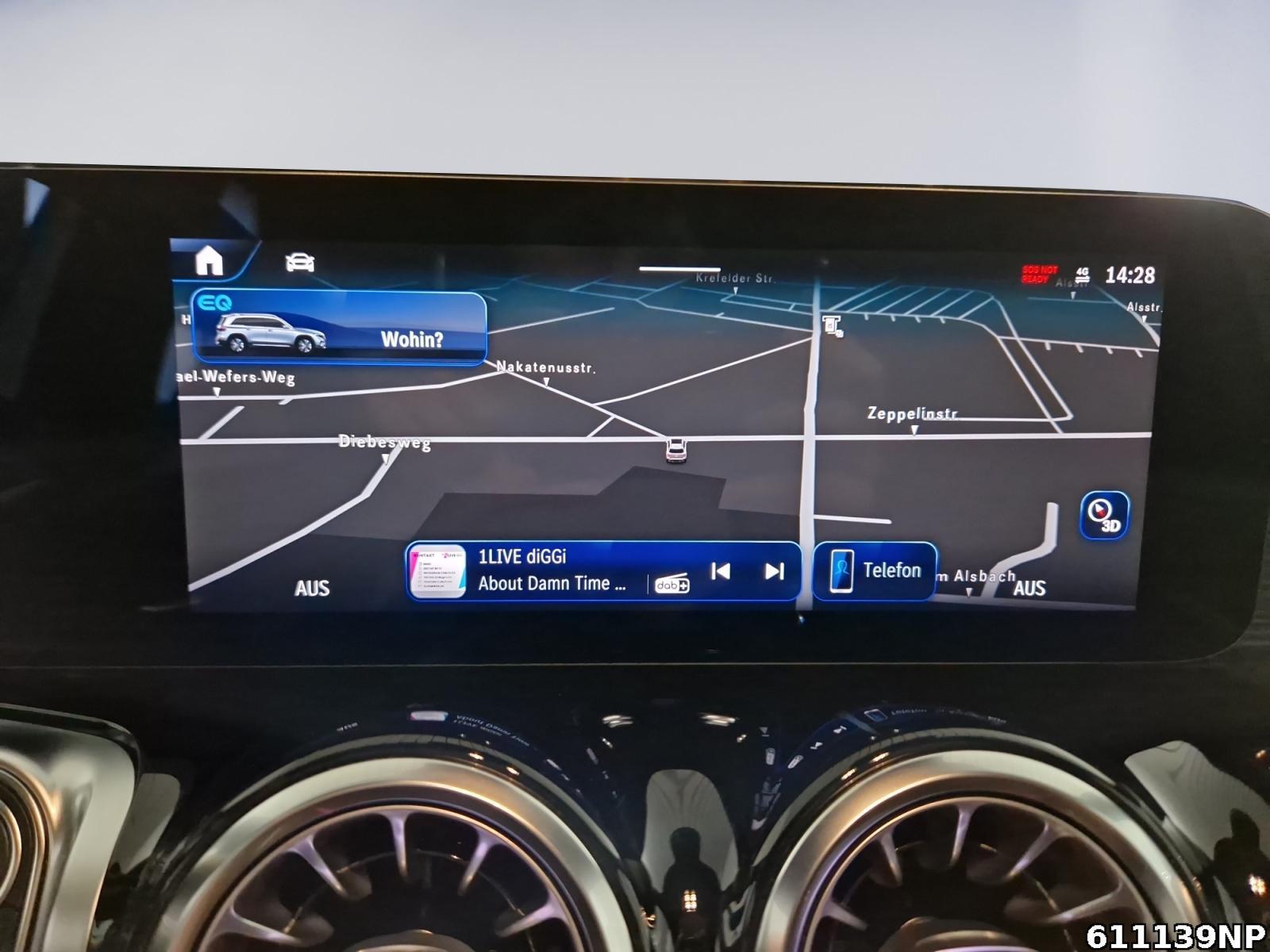 Fahrzeugabbildung Mercedes-Benz EQB 4M AMG AHK Distronic360° Memory Panorama