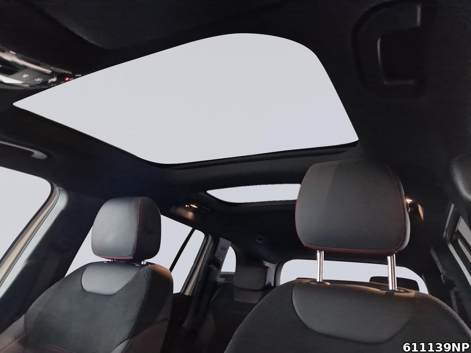 Fahrzeugabbildung Mercedes-Benz EQB 4M AMG AHK Distronic360° Memory Panorama